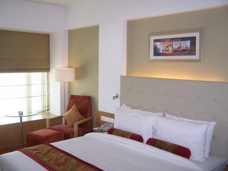 Radisson Mumbai Goregaon — photo 4