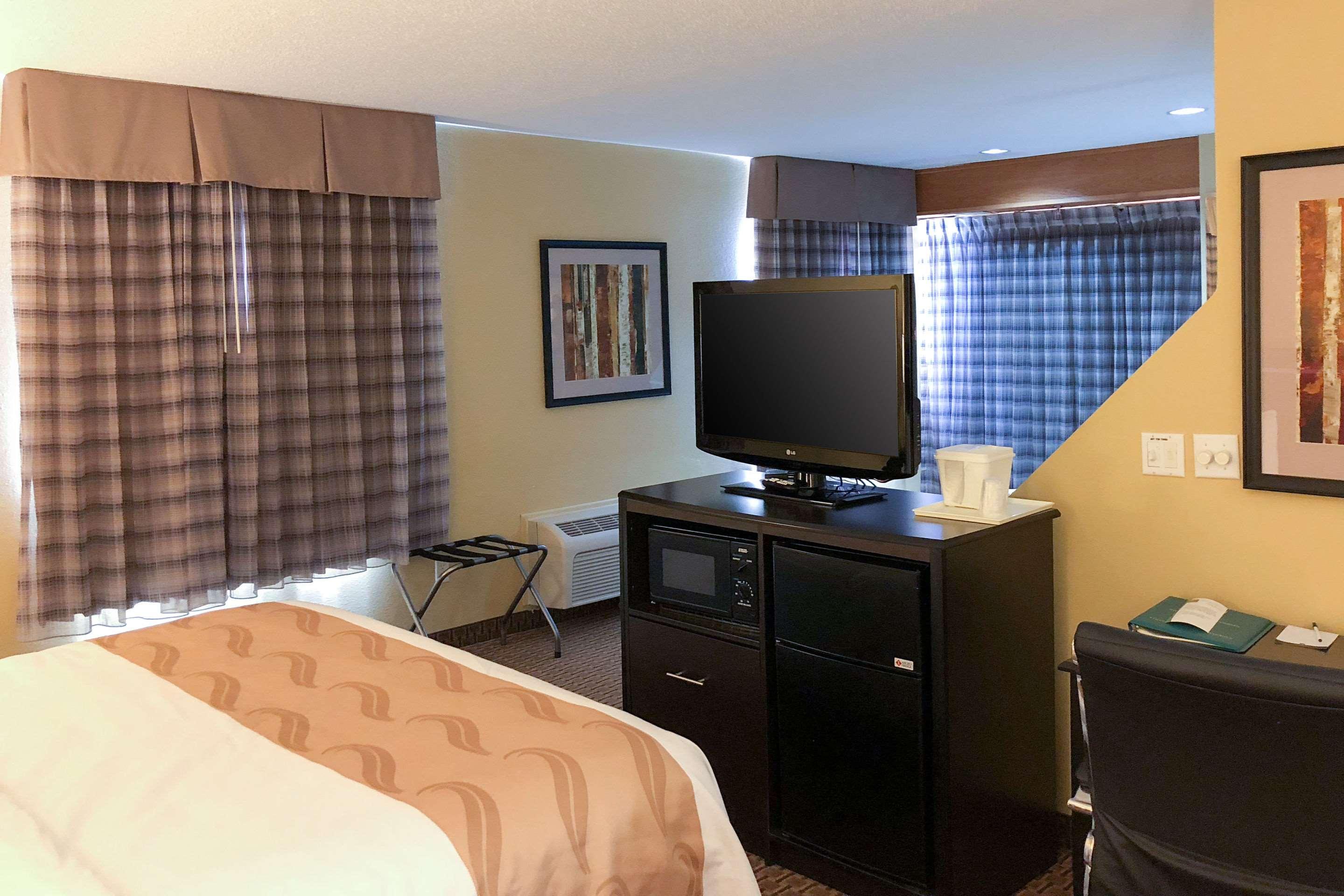 Quality Inn & Suites Sun Prairie Madison East — photo 5