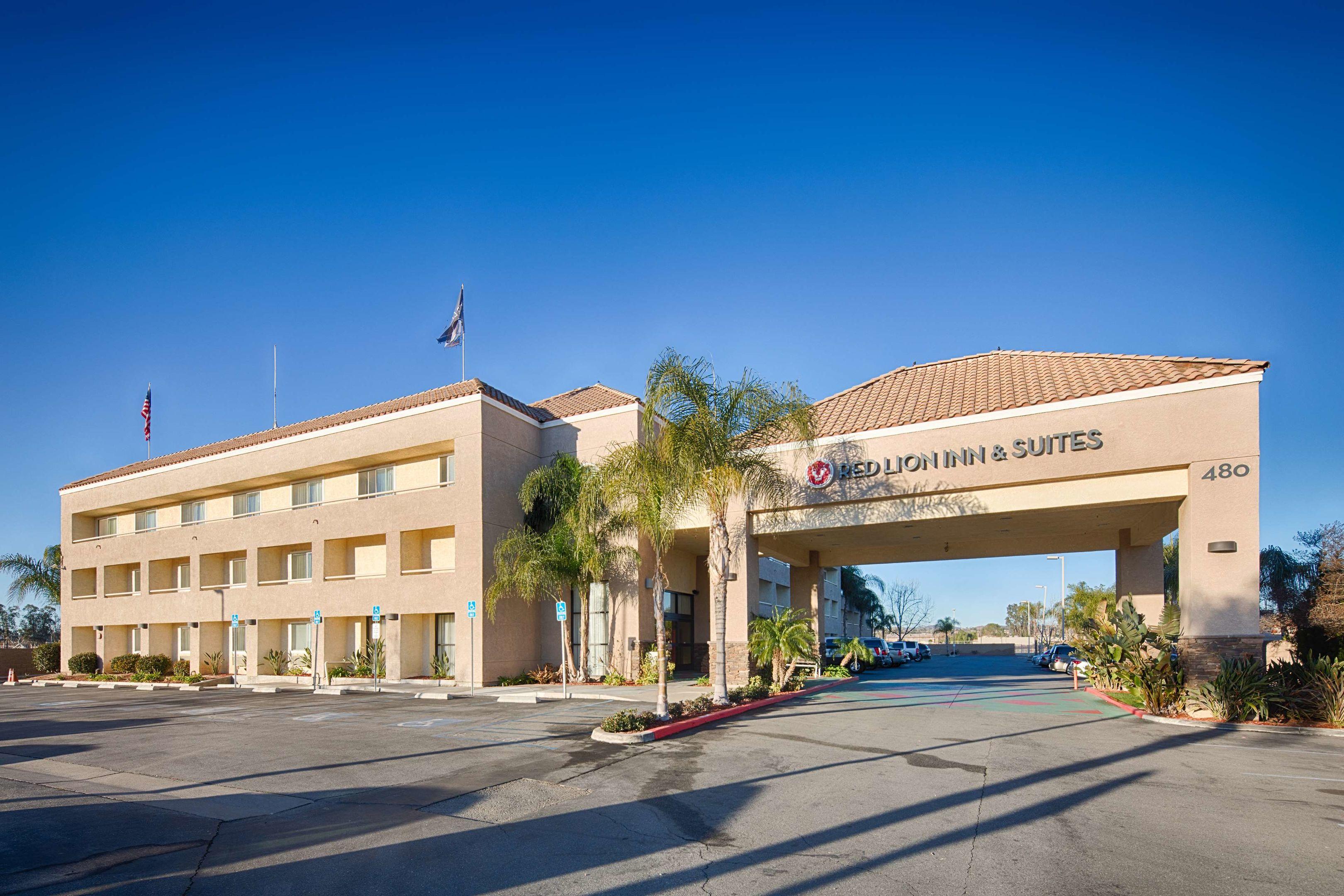 Red Lion Inn & Suites Perris — photo 5