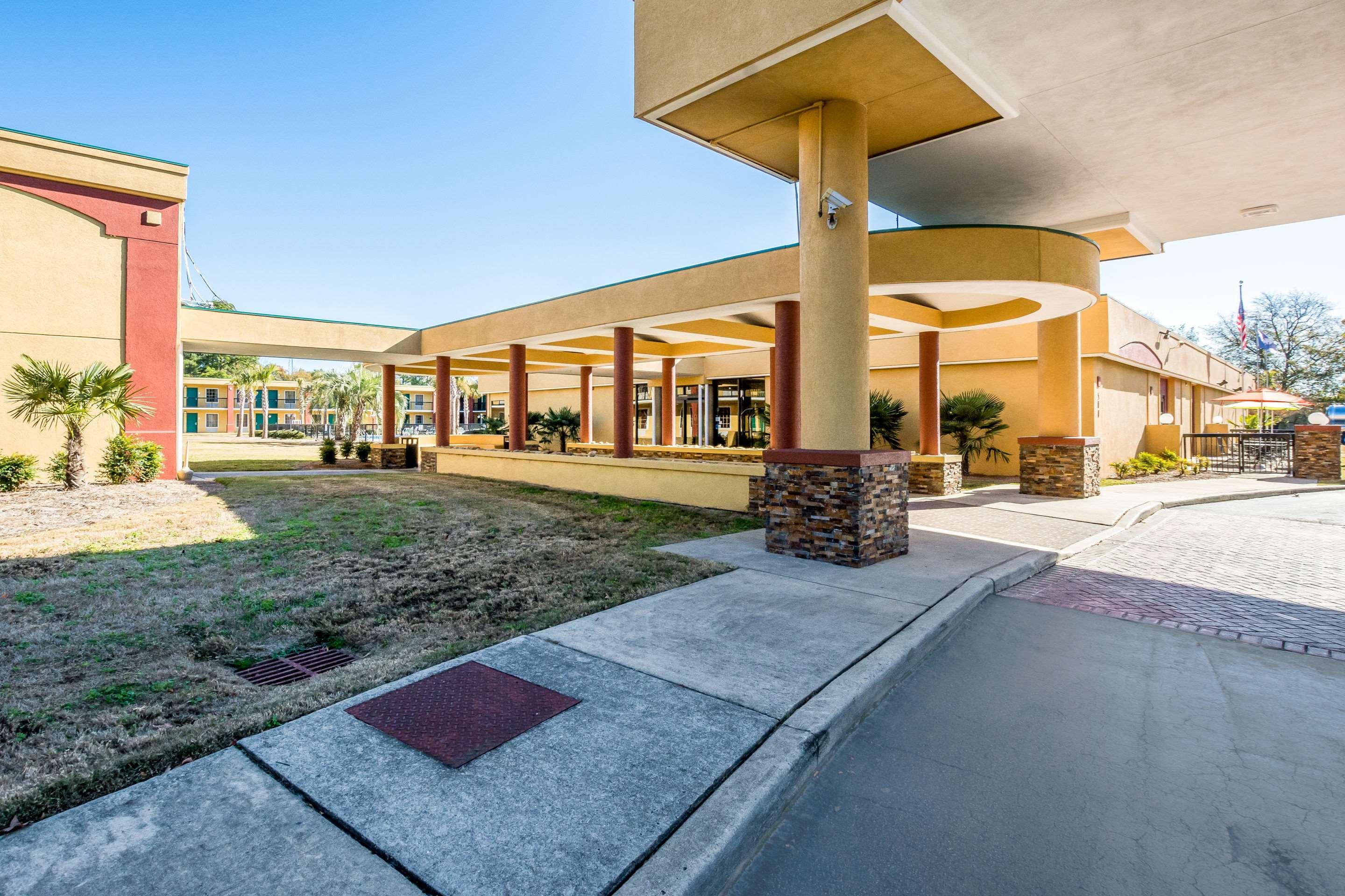 Rodeway Inn Airport — photo 3