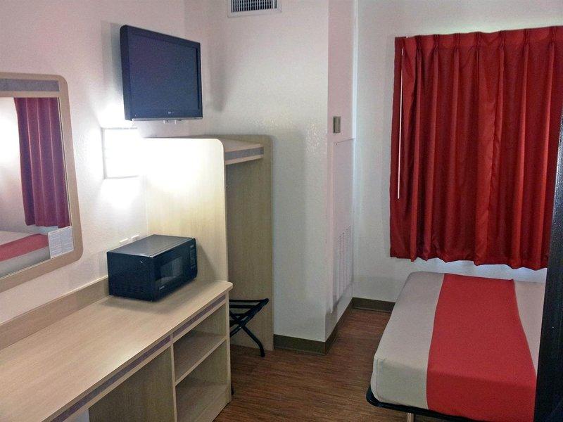 Motel 6 Sinton — photo 4