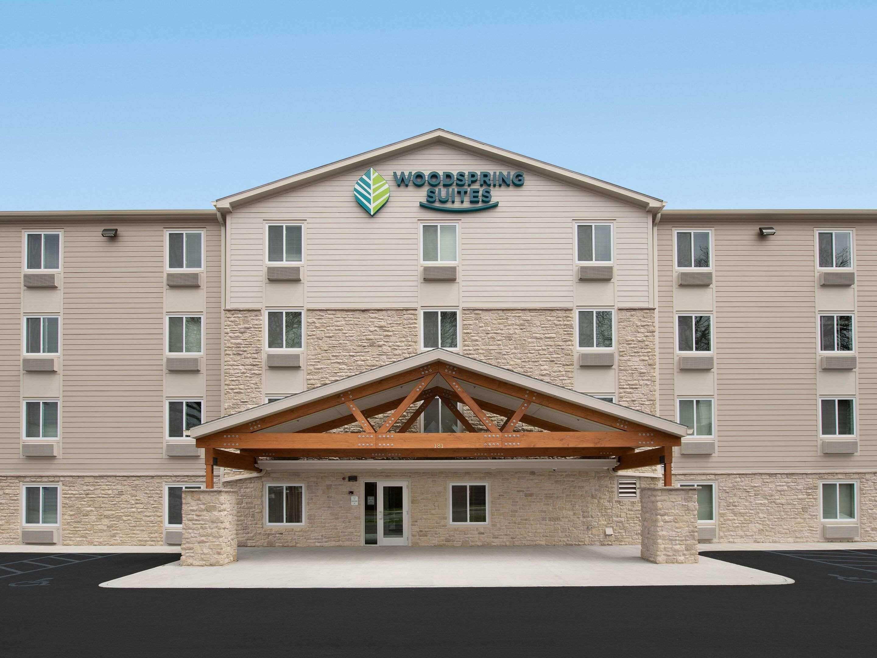 WoodSpring Suites Toledo Maumee — photo 4
