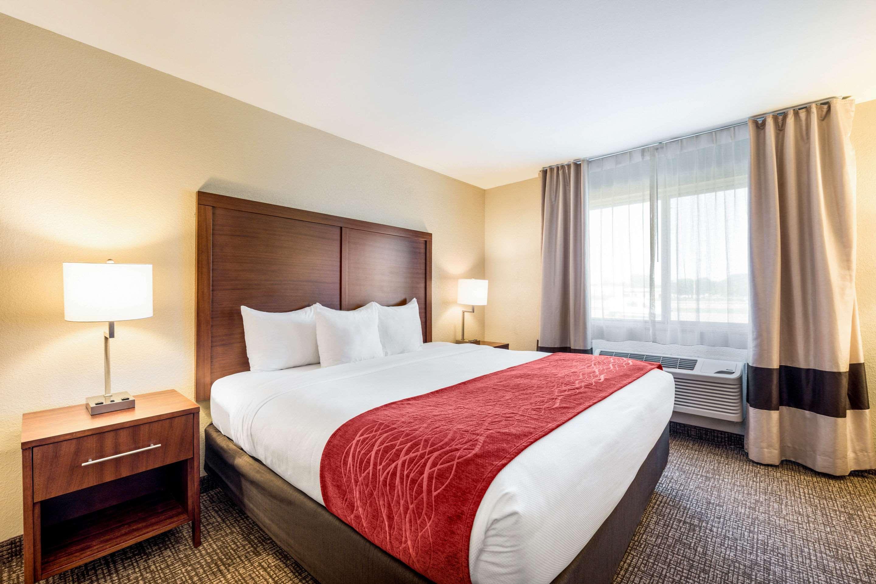 Comfort Inn Onalaska - La Crosse Area — photo 5