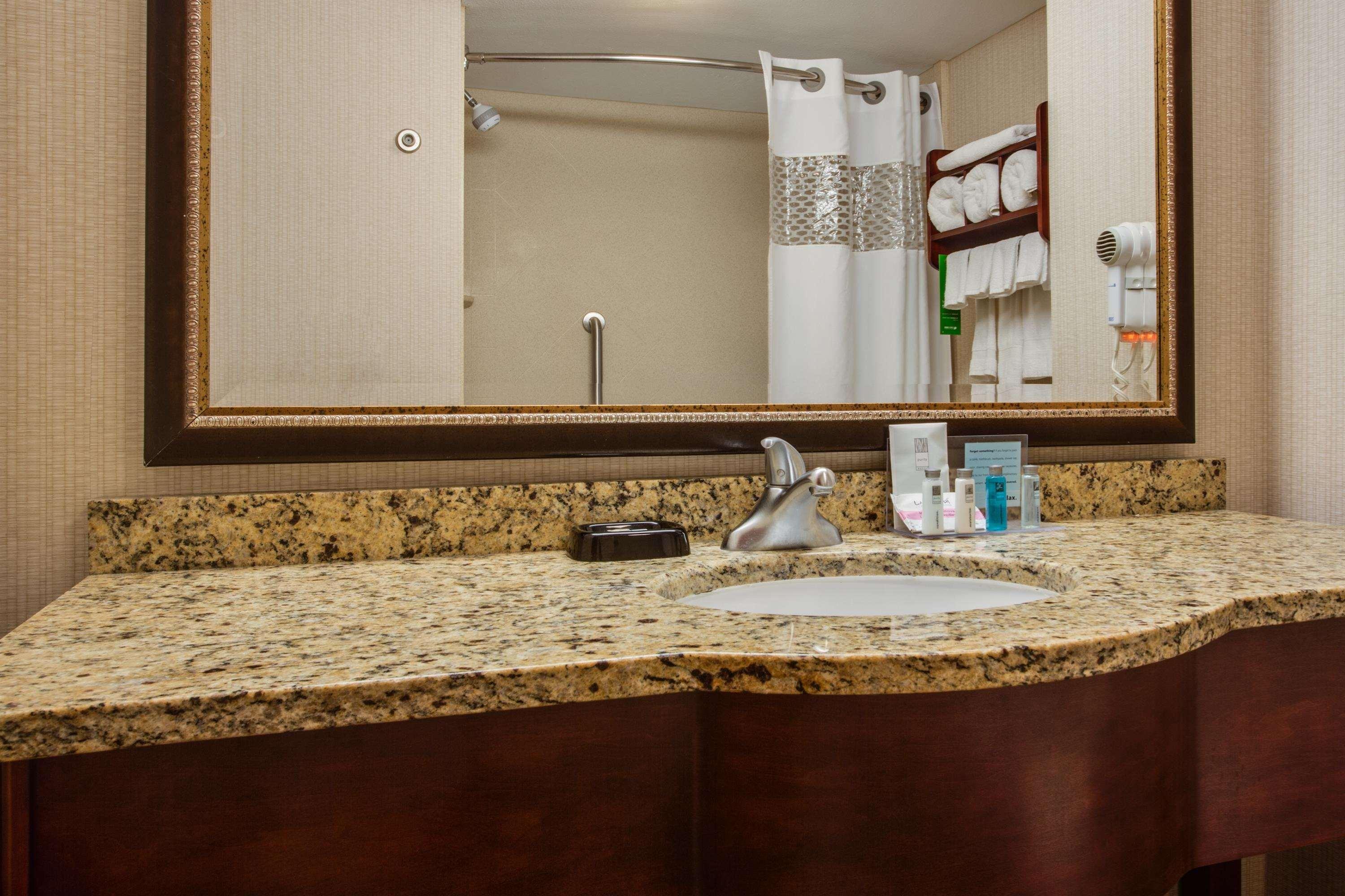 Hampton Inn Perry — photo 5