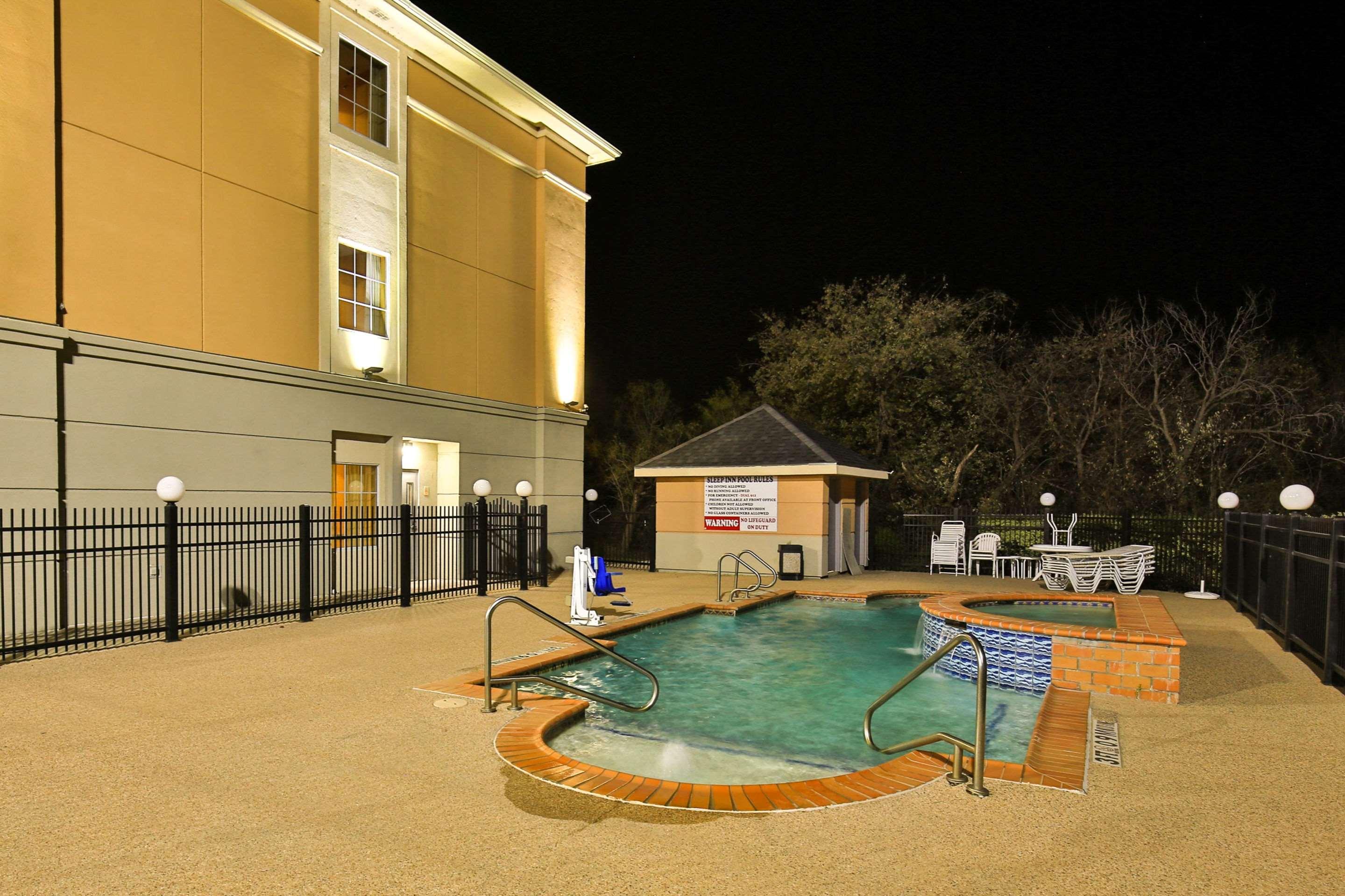 Sleep Inn & Suites University — photo 4