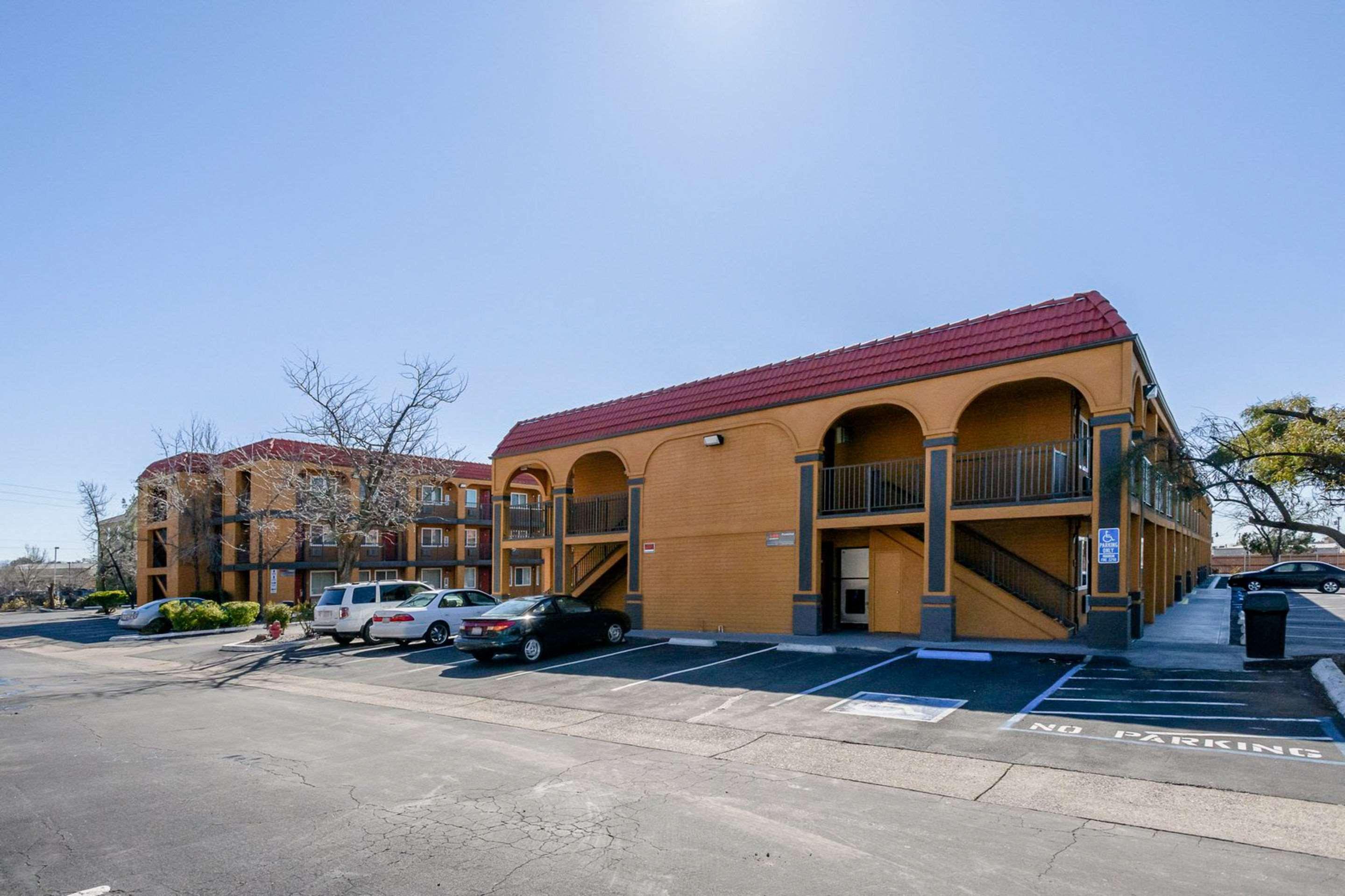 Quality Inn Redding — photo 4