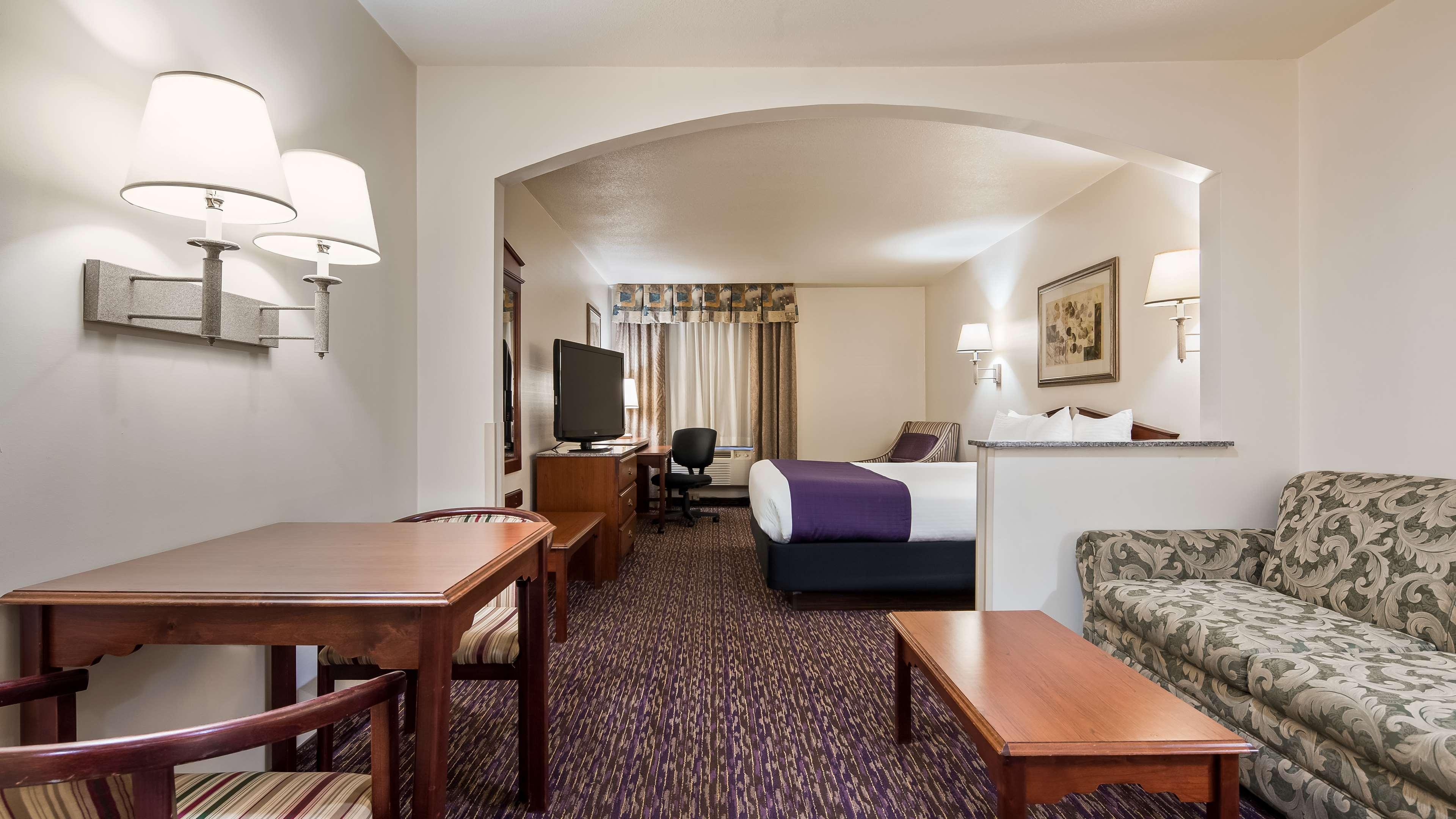 Best Western Socorro Hotel & Suites — photo 4