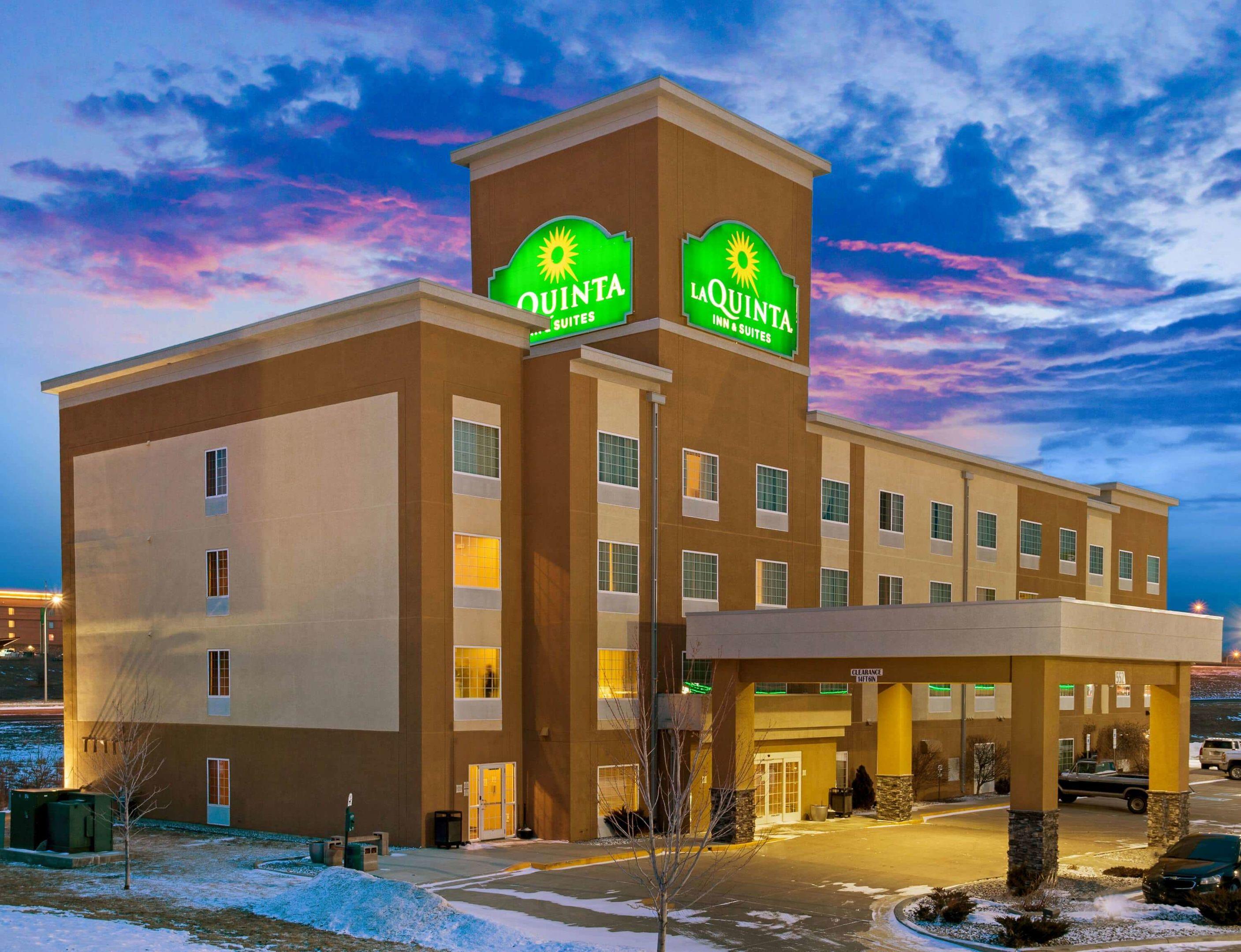 La Quinta Inn & Suites Dickinson — photo 3