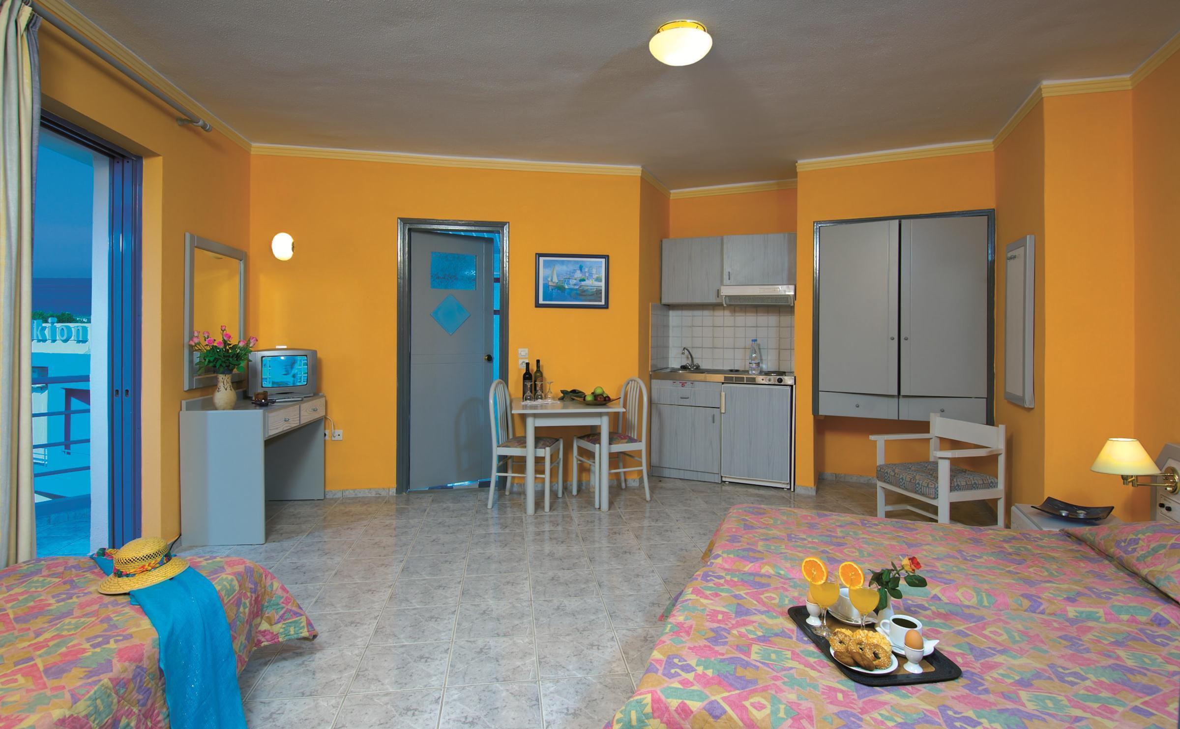 Ilianthos Park — photo 5