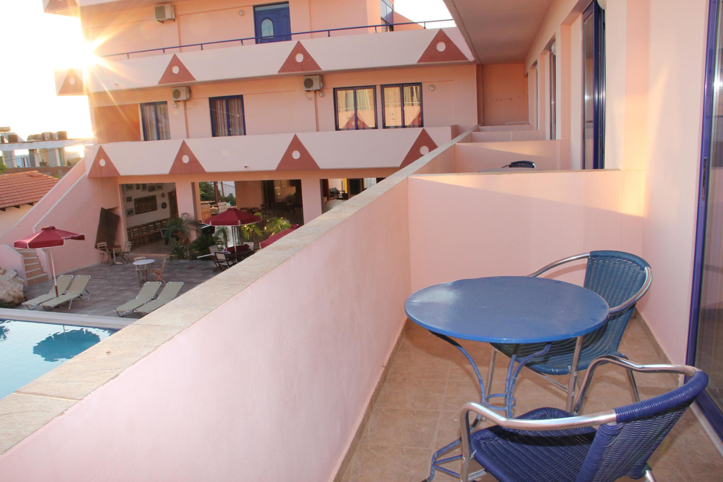 Saint Konstantin Hotel — photo 4