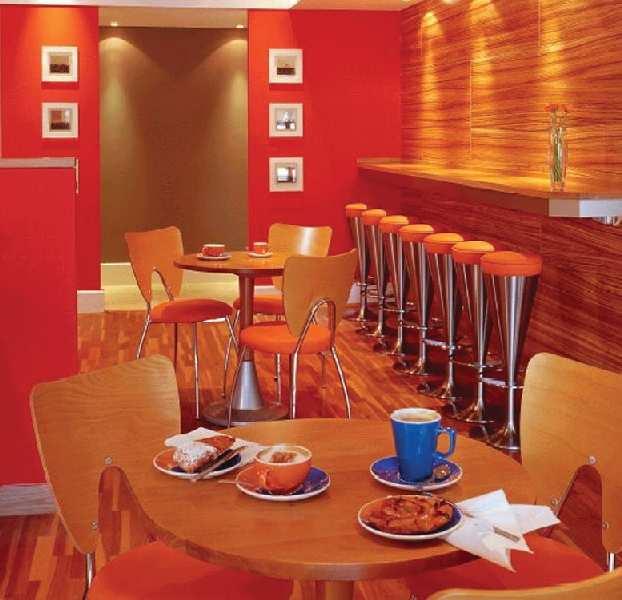 Premier Inn Glasgow City Centre Argyle Street — photo 4