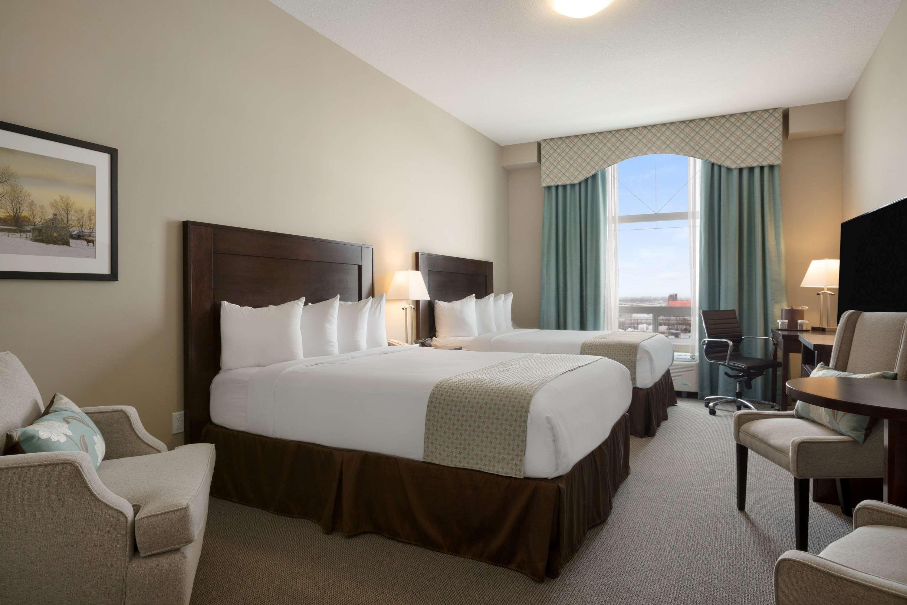 Ramada by Wyndham Emerald Park/Regina East — photo 5