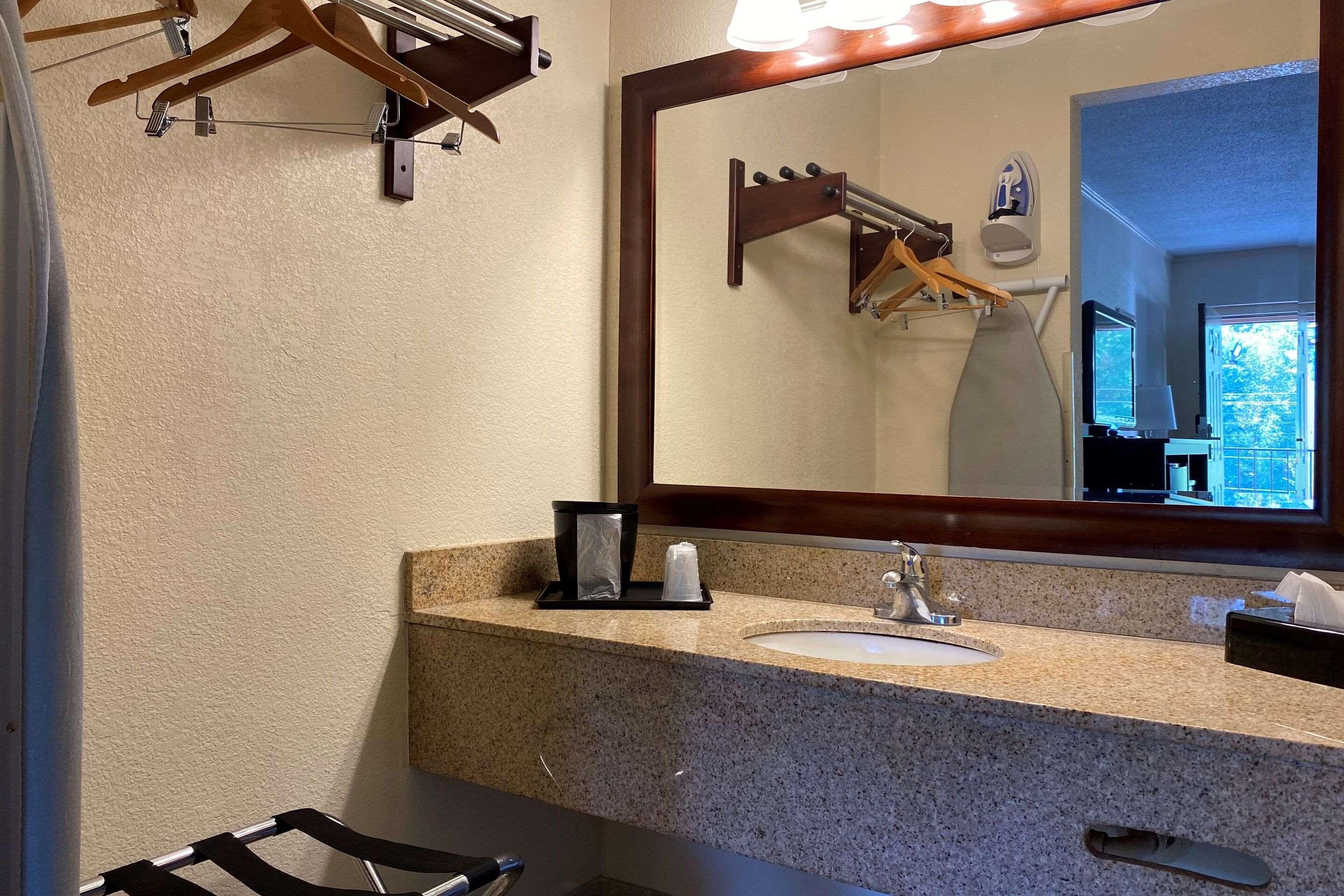 Econo Lodge — photo 4