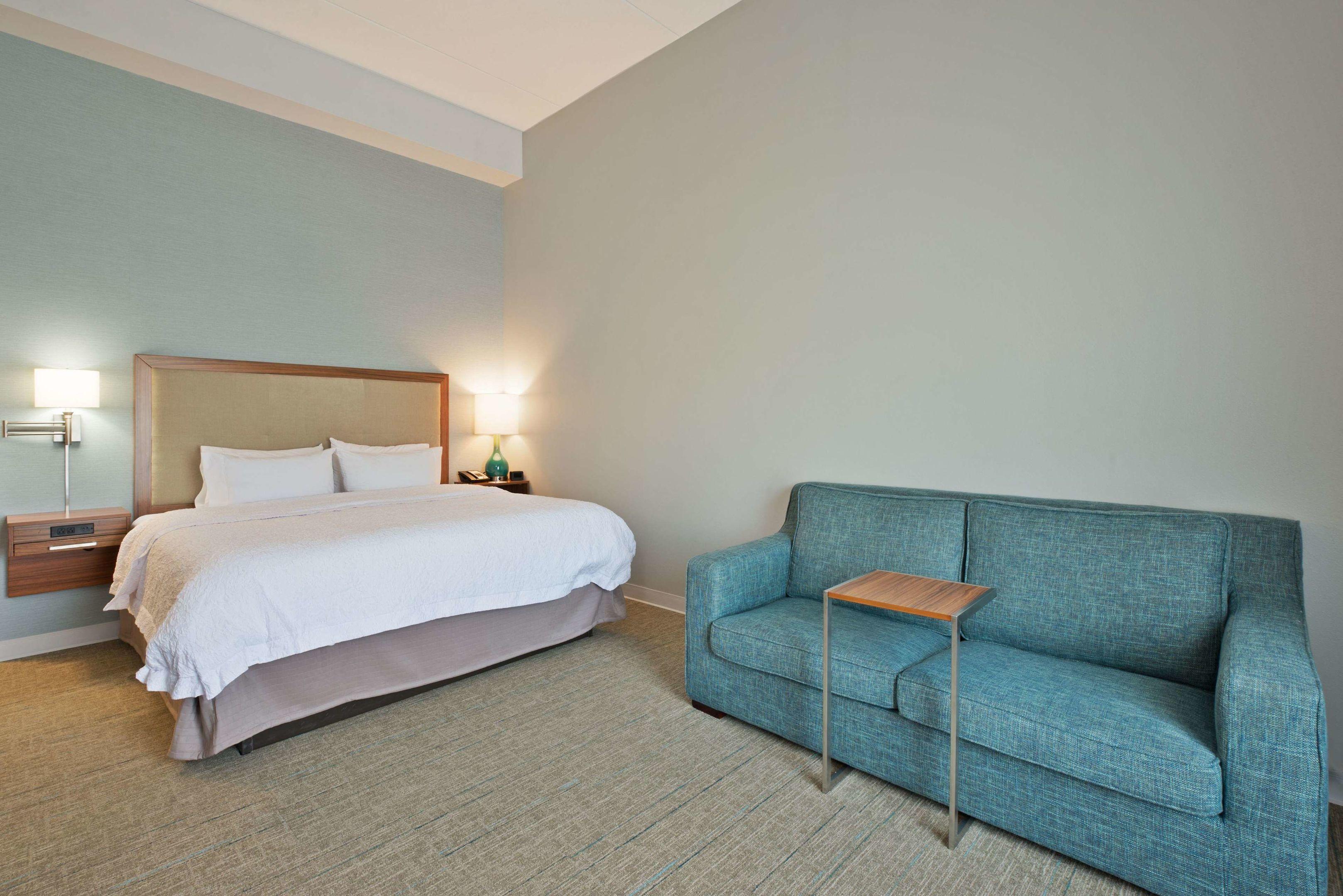 Hampton Inn & Suites North Huntingdon-Irwin — photo 5