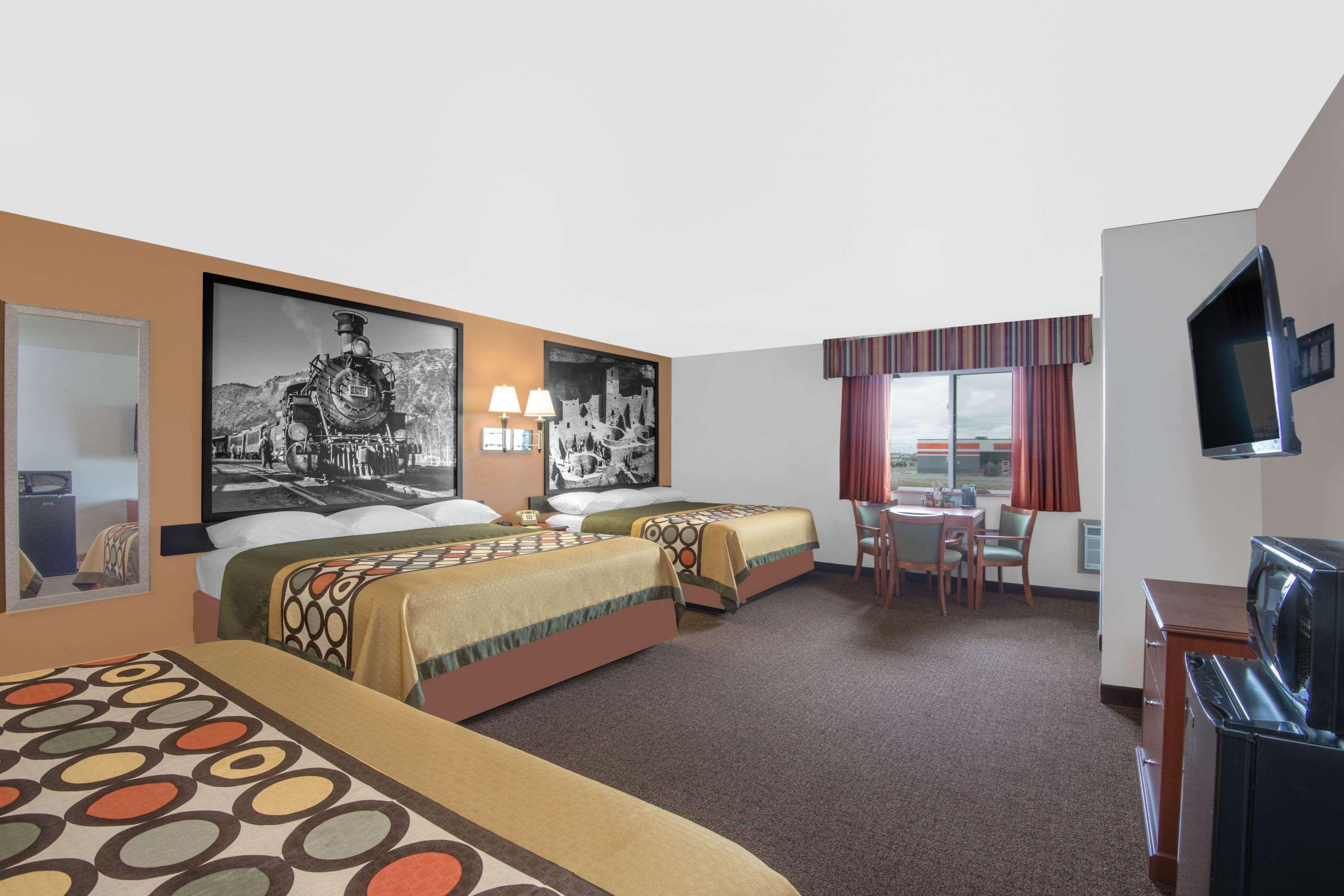 Super 8 by Wyndham Alamosa — photo 4