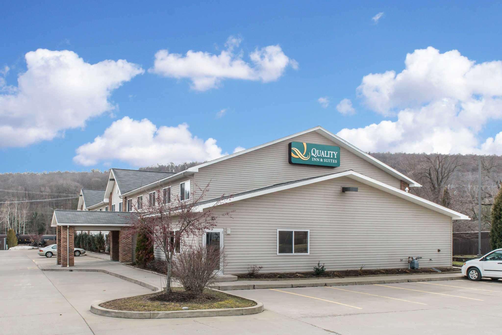 Quality Inn & Suites Titusville — photo 3