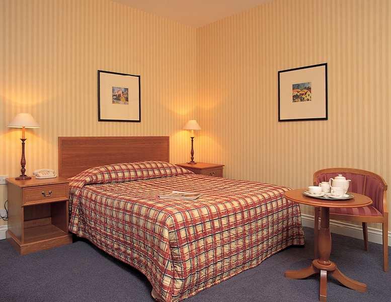 Royal Kings Arms Hotel — photo 5
