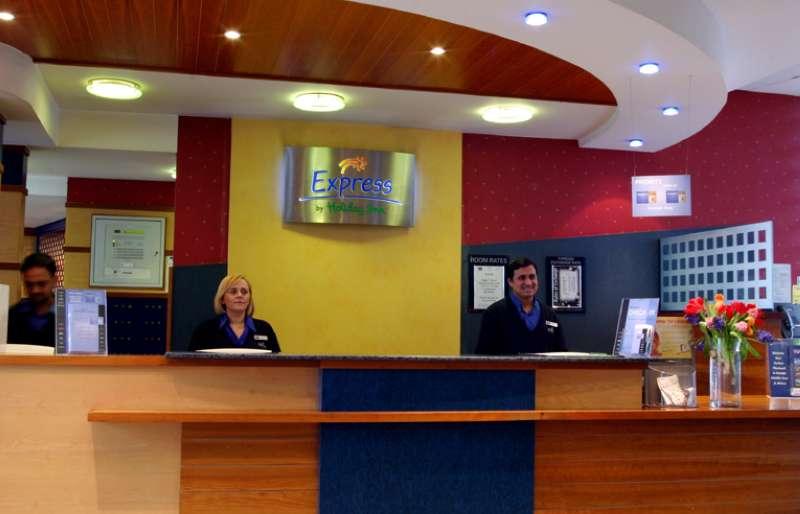 Holiday Inn Express London City — photo 4
