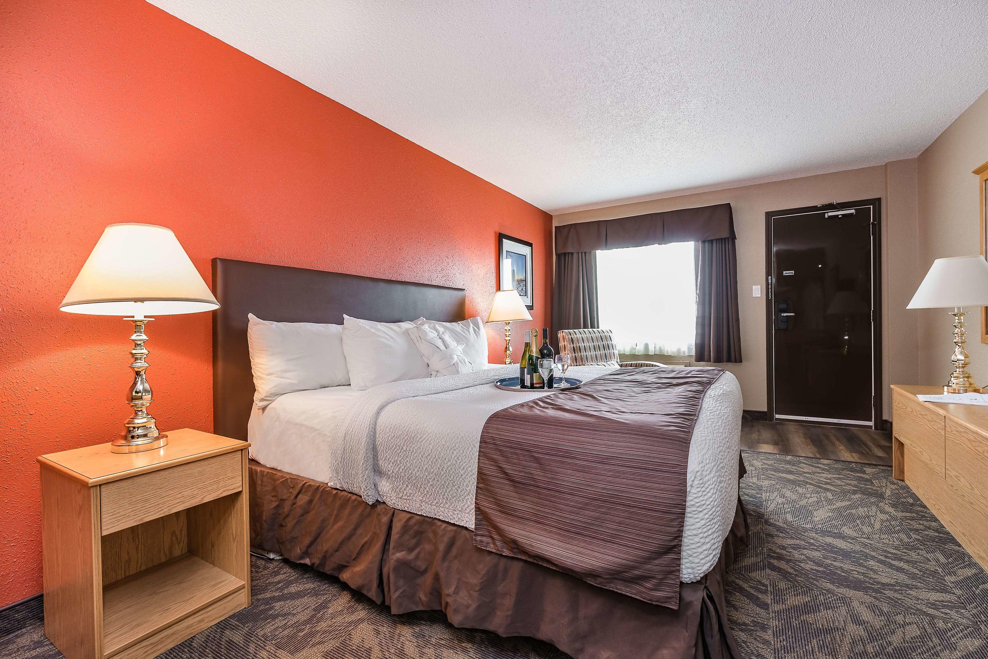 Coast Swift Current Hotel — photo 3