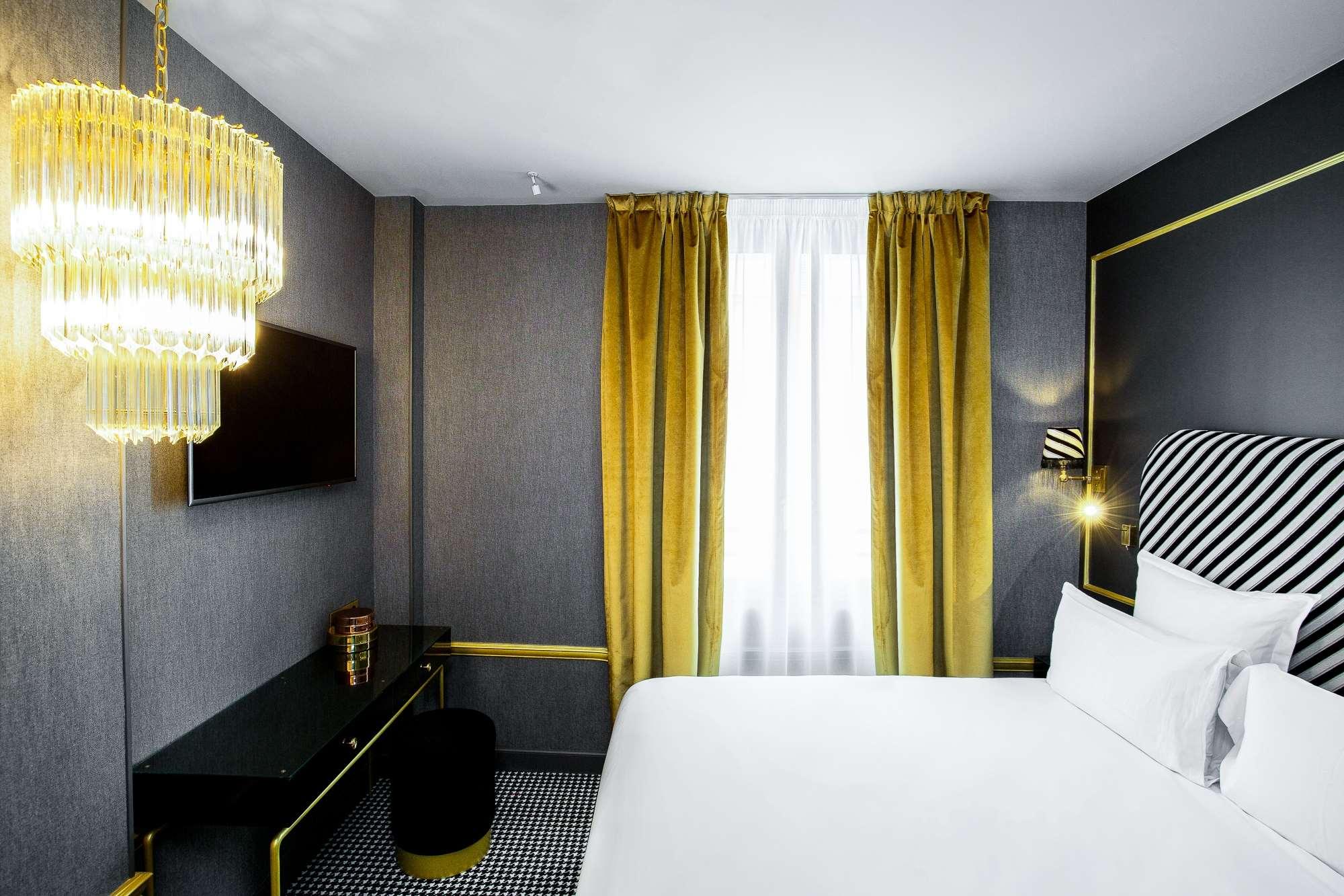 Snob Hotel — photo 4