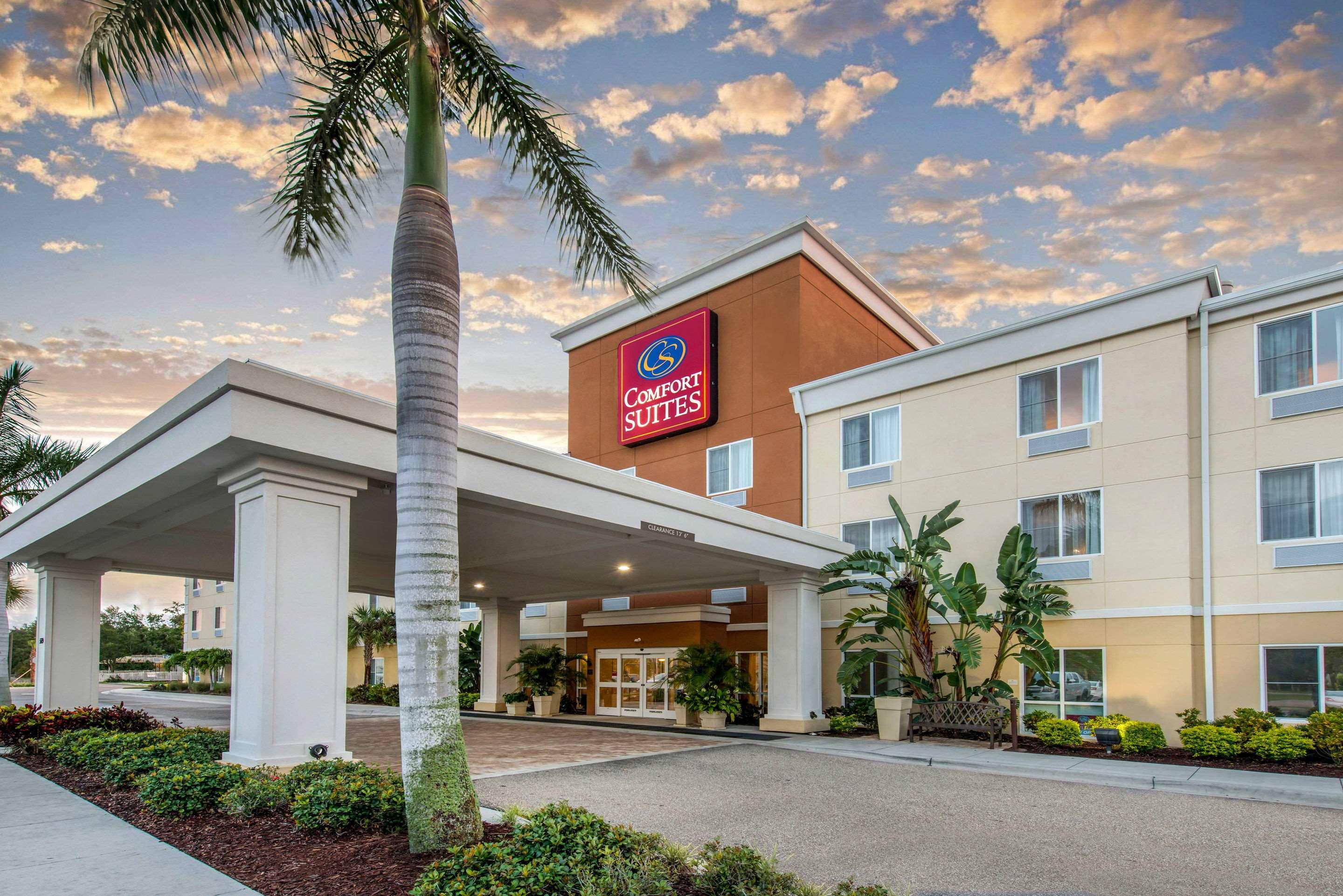 Comfort Suites Sarasota-Siesta Key — photo 5