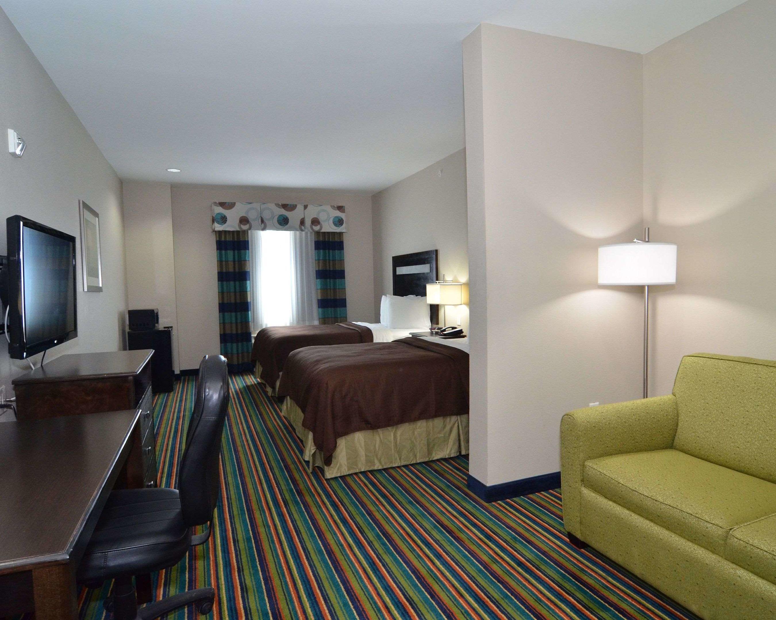 Quality Inn & Suites Kenedy - Karnes City — photo 5
