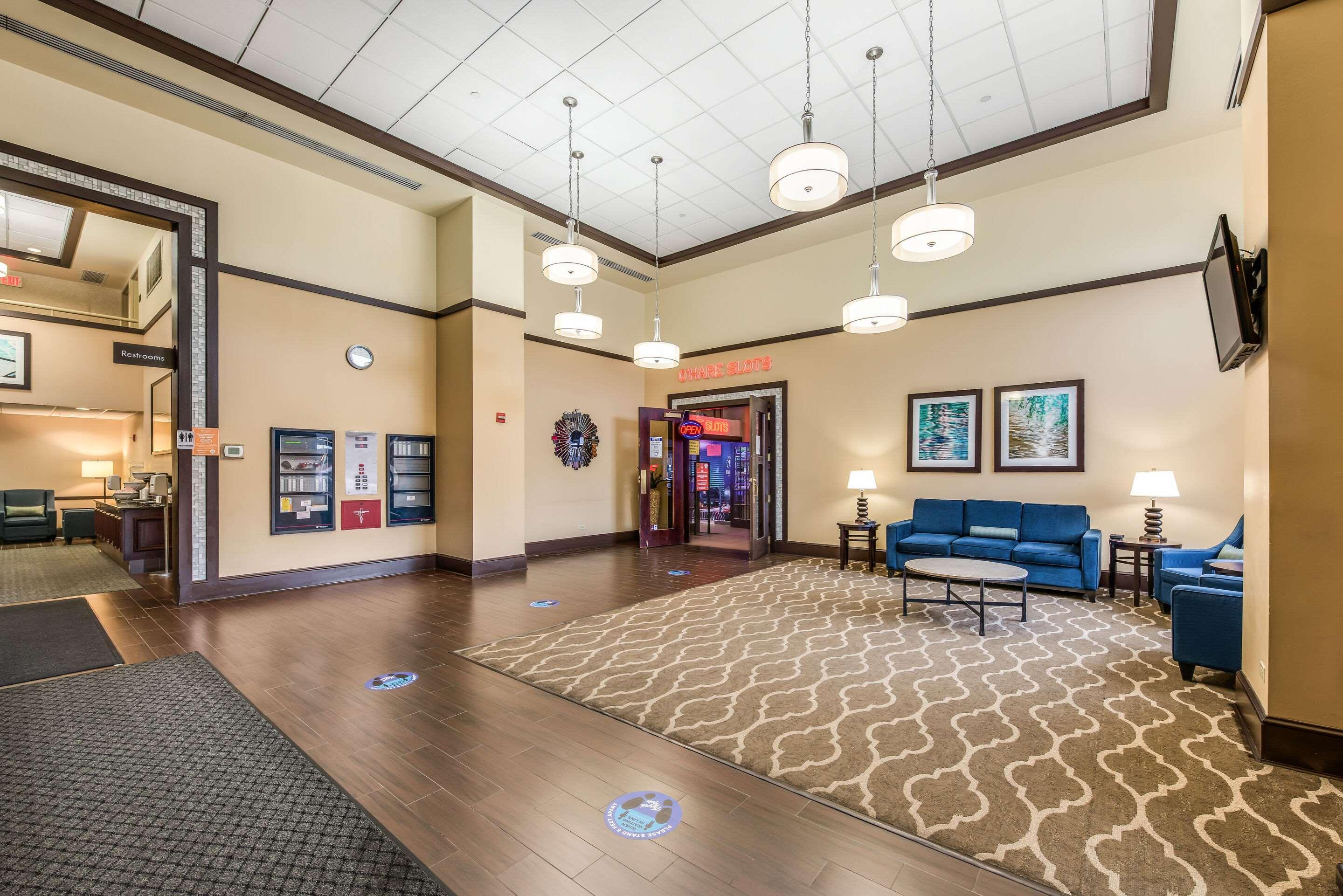 Comfort Suites O'Hare Airport — photo 5