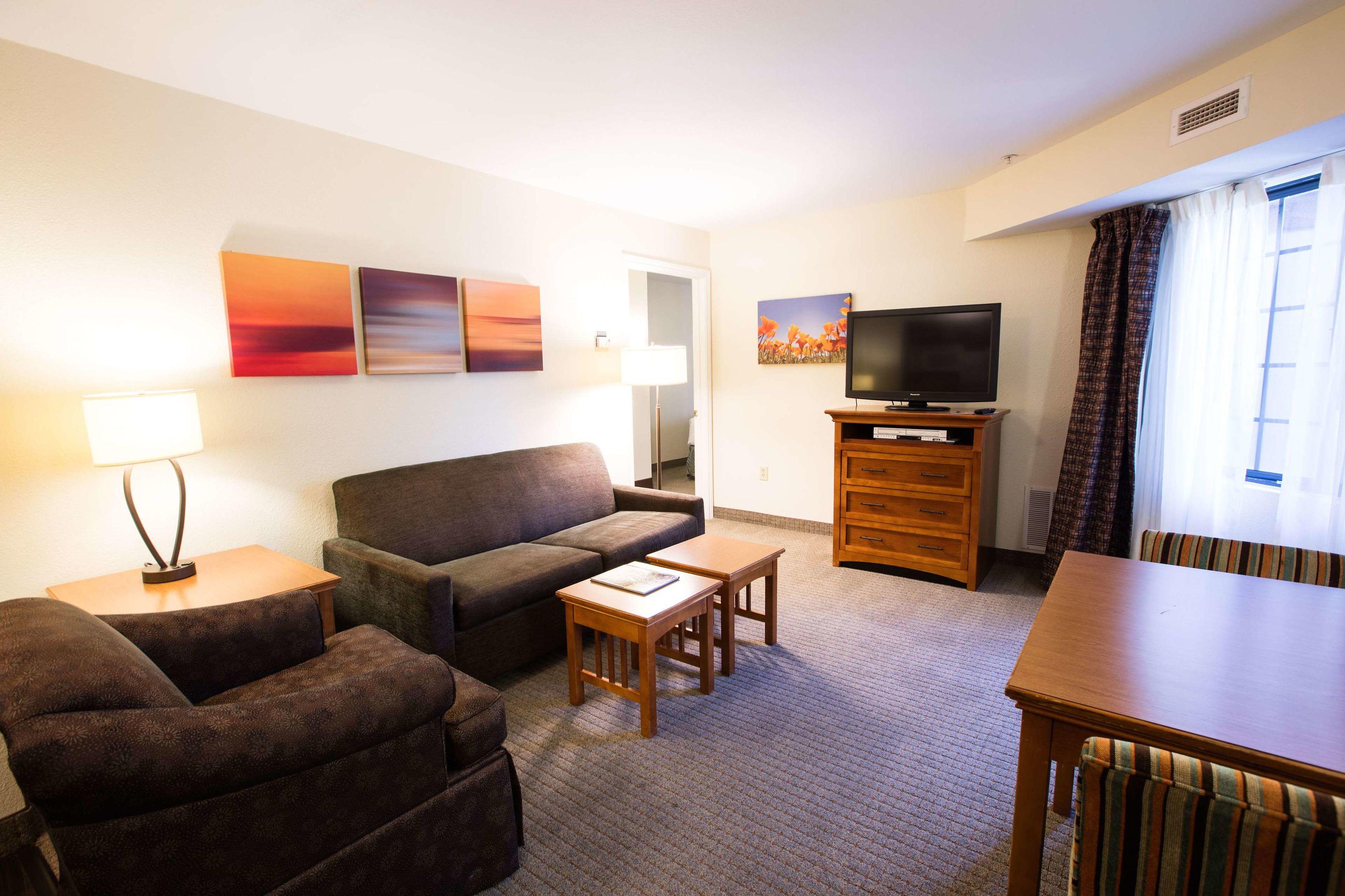 Sonesta ES Suites Austin The Domain Area — photo 4