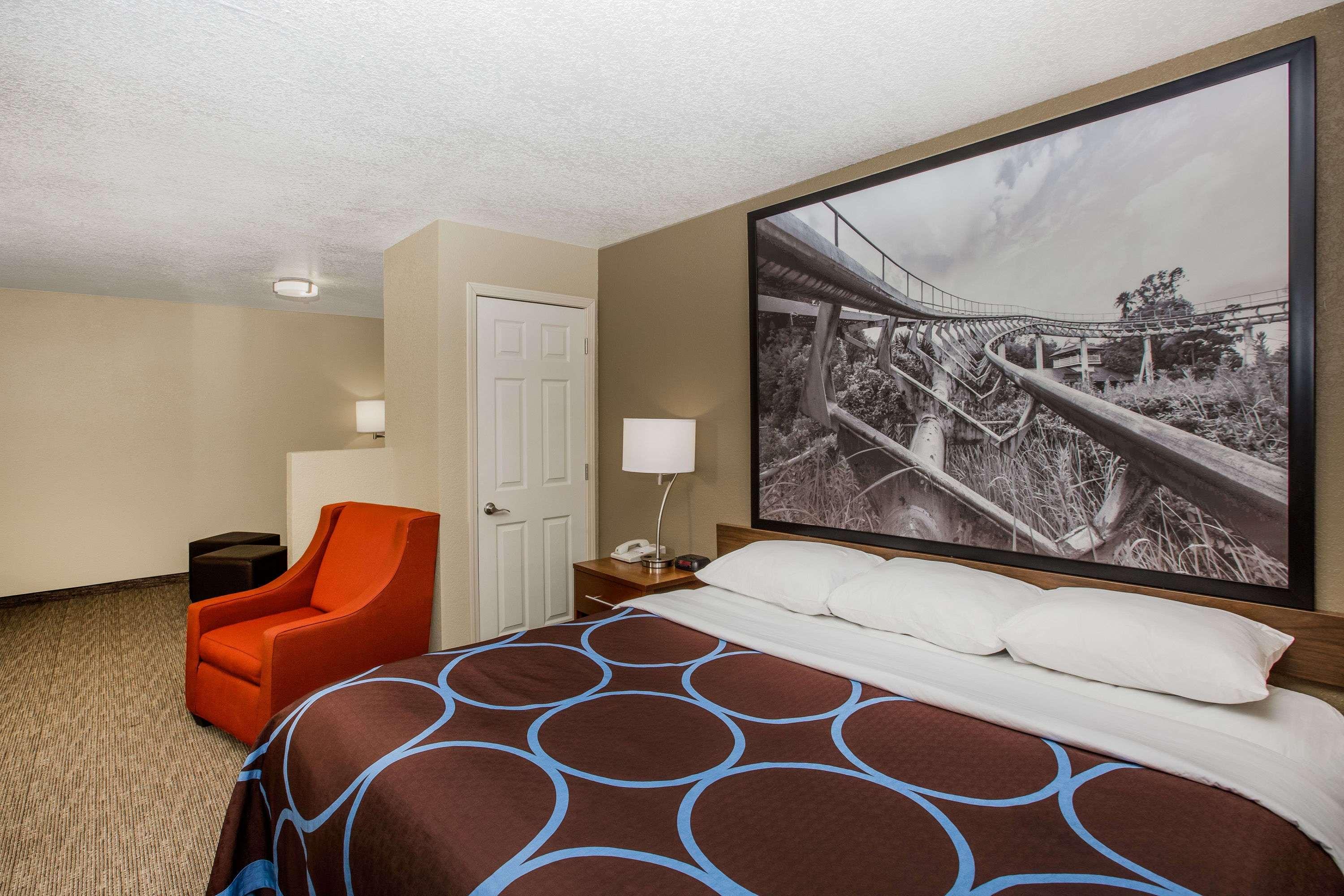 Super 8 by Wyndham Altoona — photo 5