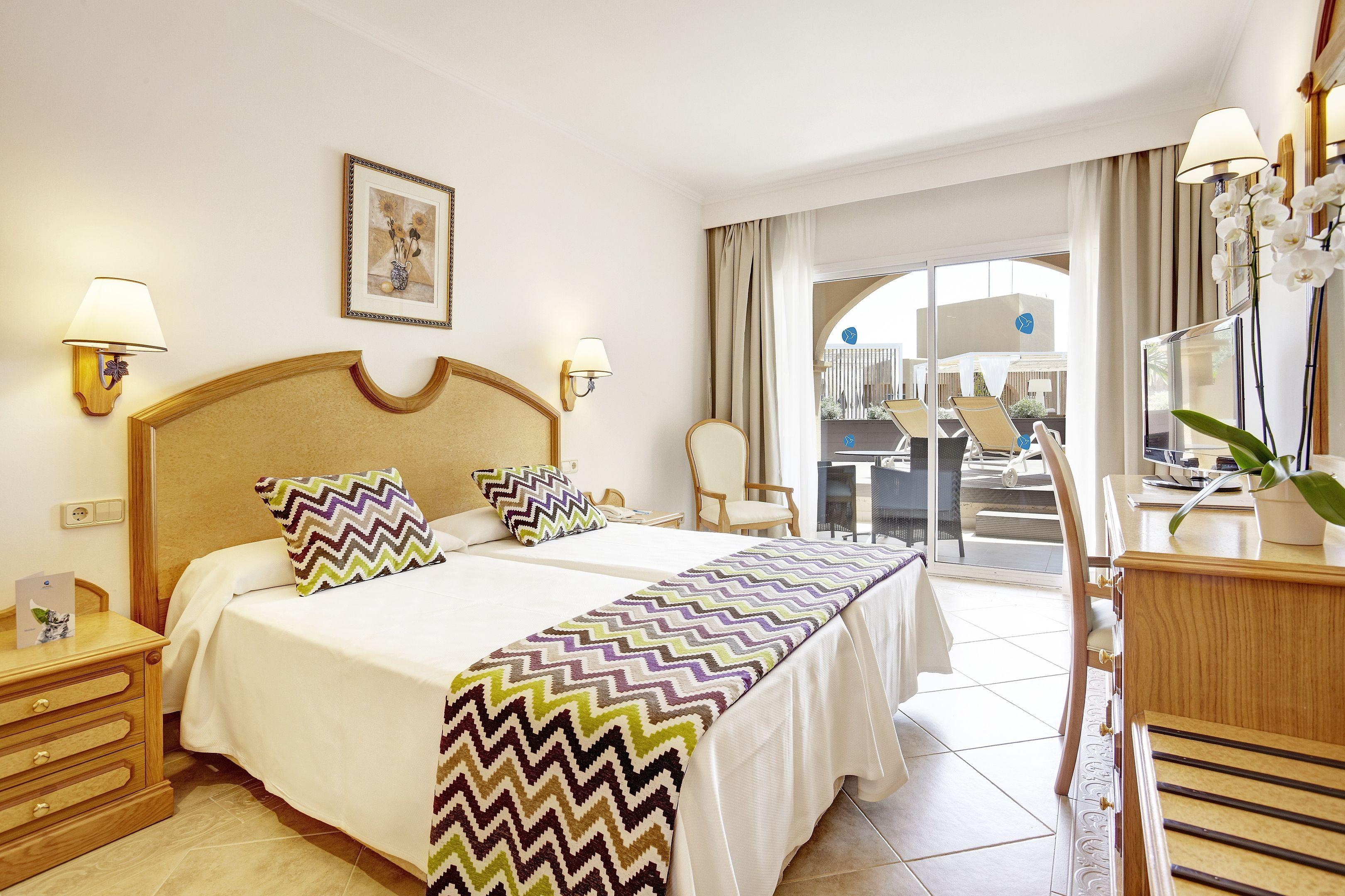 Grupotel Santa Eulària & Spa — photo 5