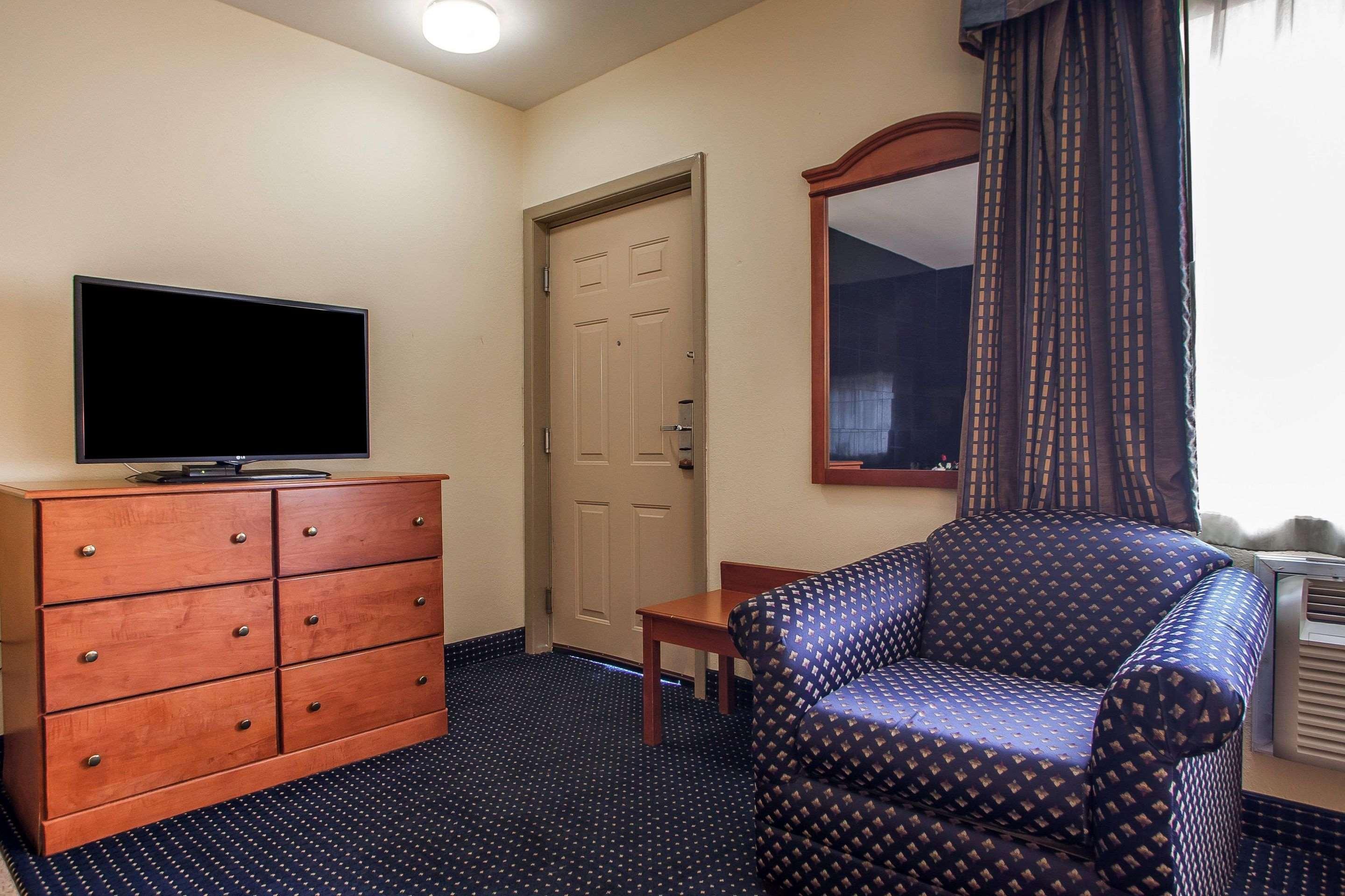 Quality Inn — photo 5