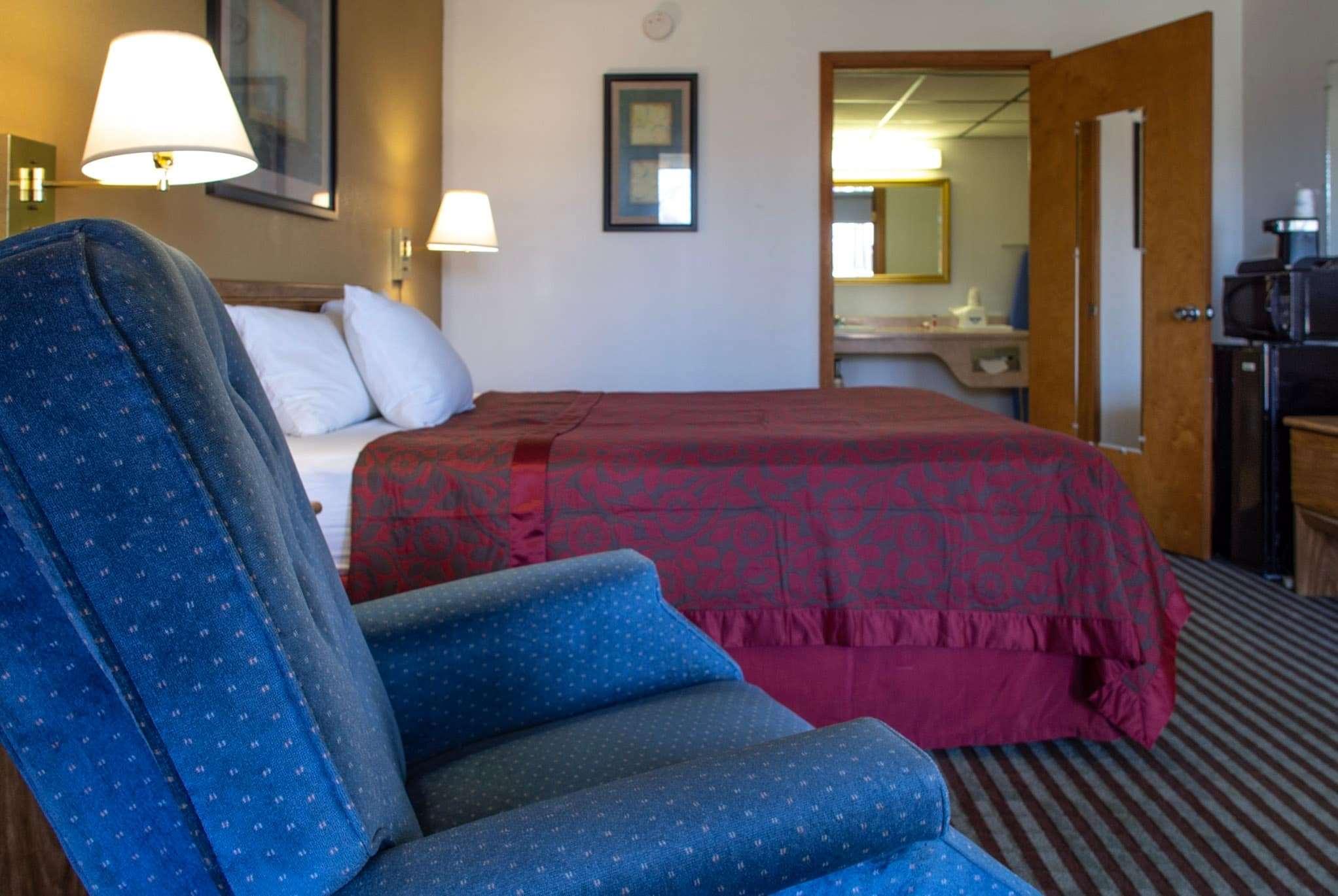 Days Inn Clinton — photo 4