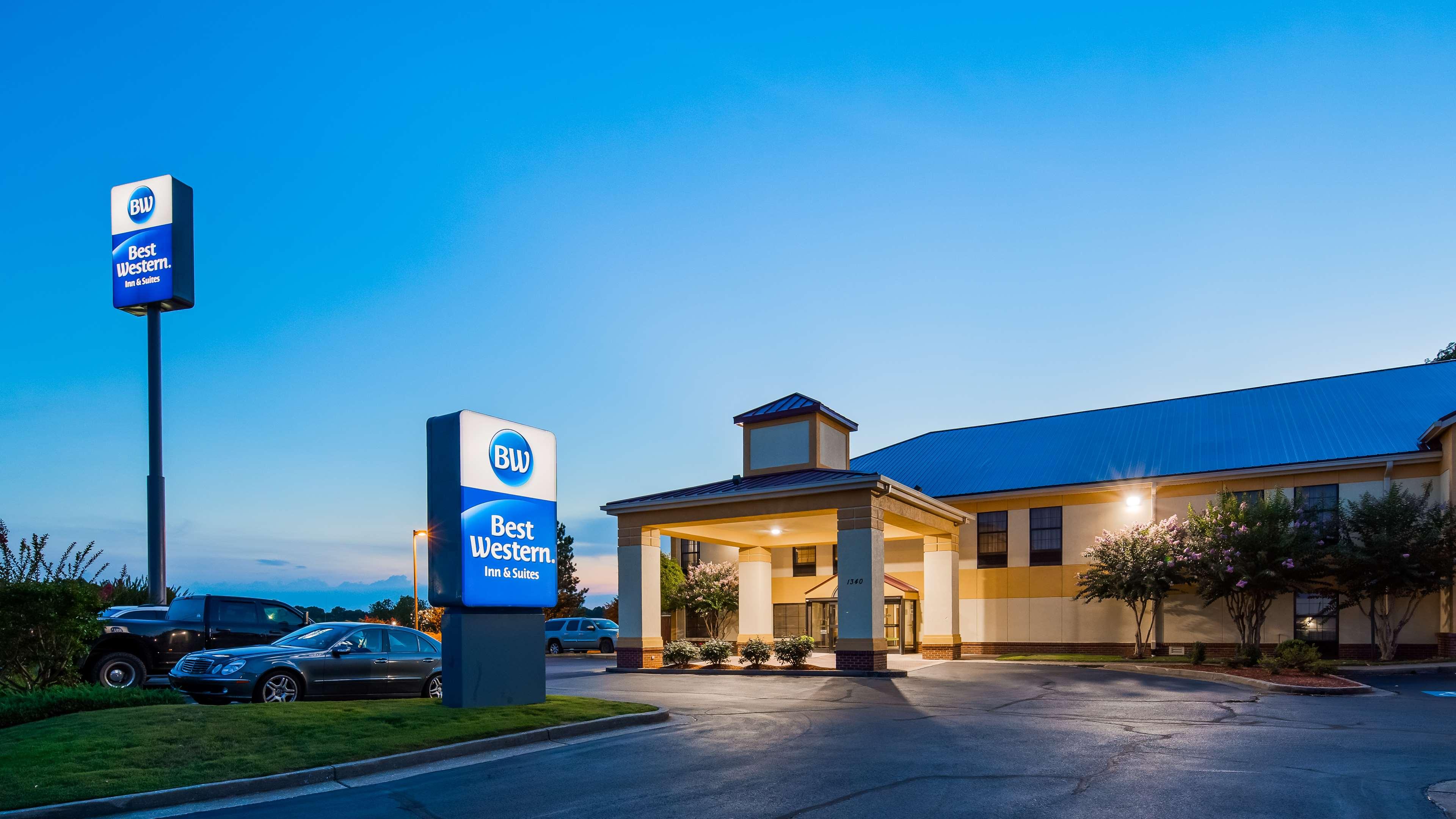 Best Western Hiram Inn & Suites — photo 4