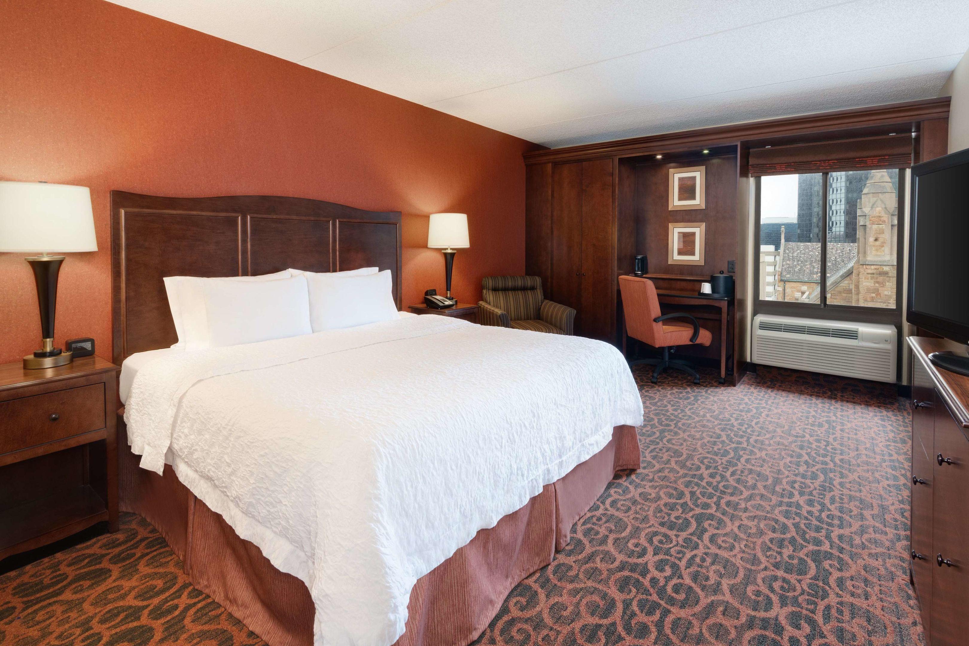 Hampton Inn Cleveland Downtown — photo 4