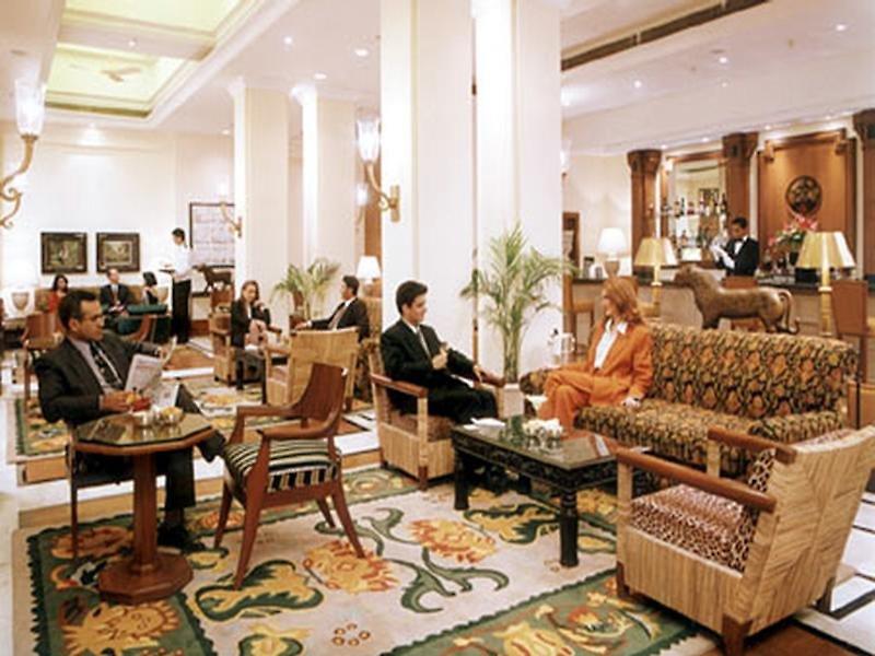 Radisson Blu Plaza Delhi Airport — photo 1