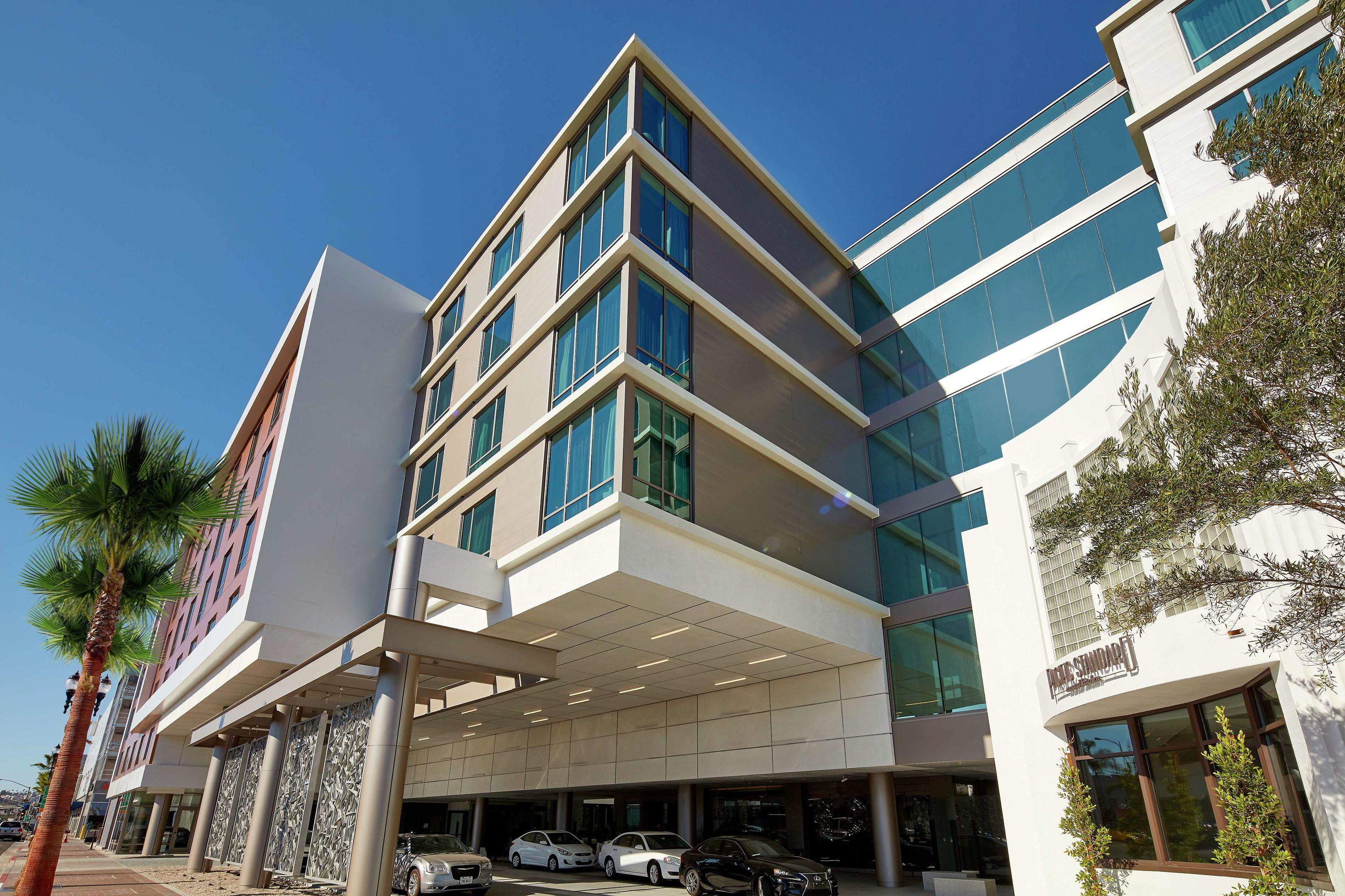 Hilton Garden Inn San Diego Downtown/Bayside — photo 4