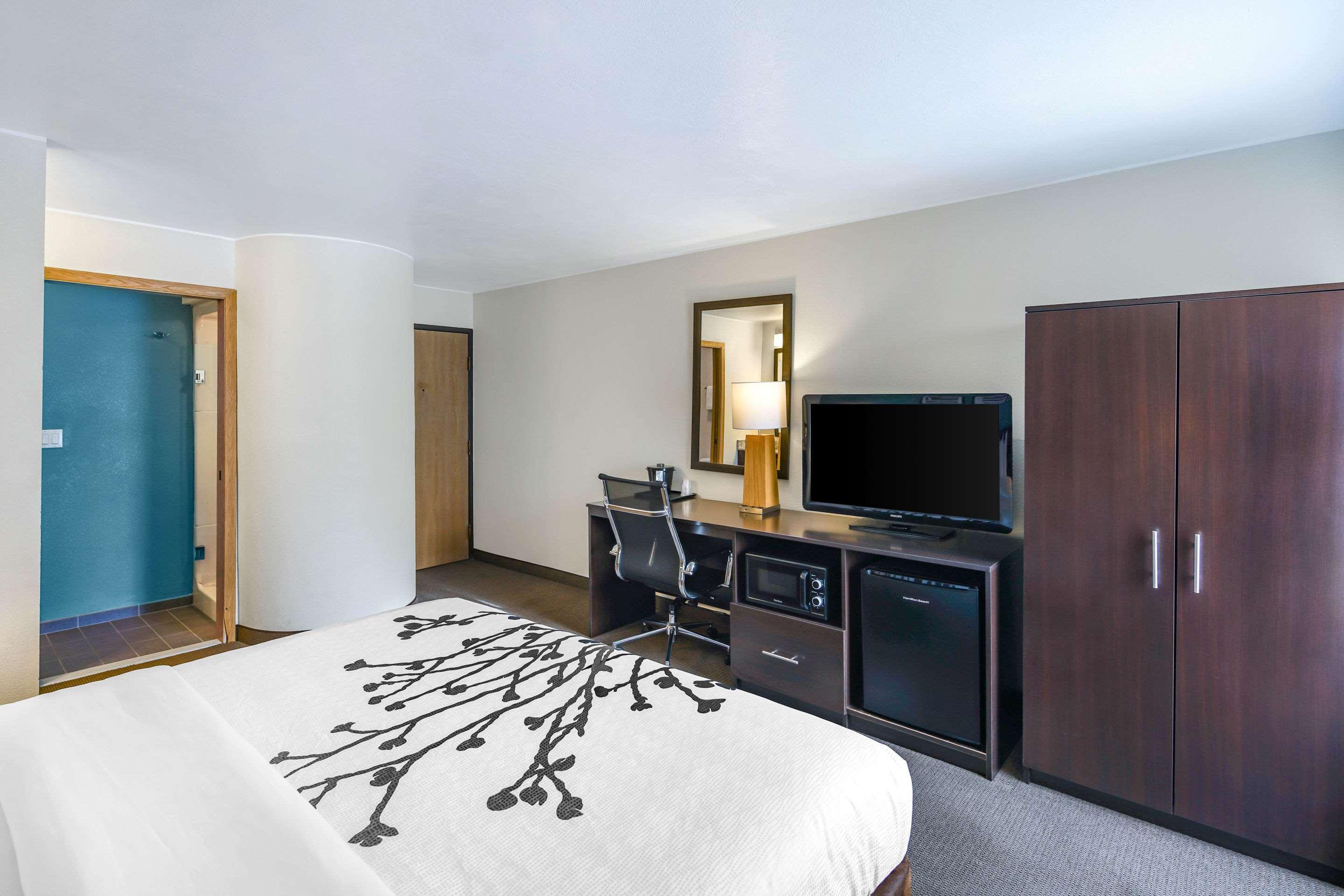 Sleep Inn — photo 5
