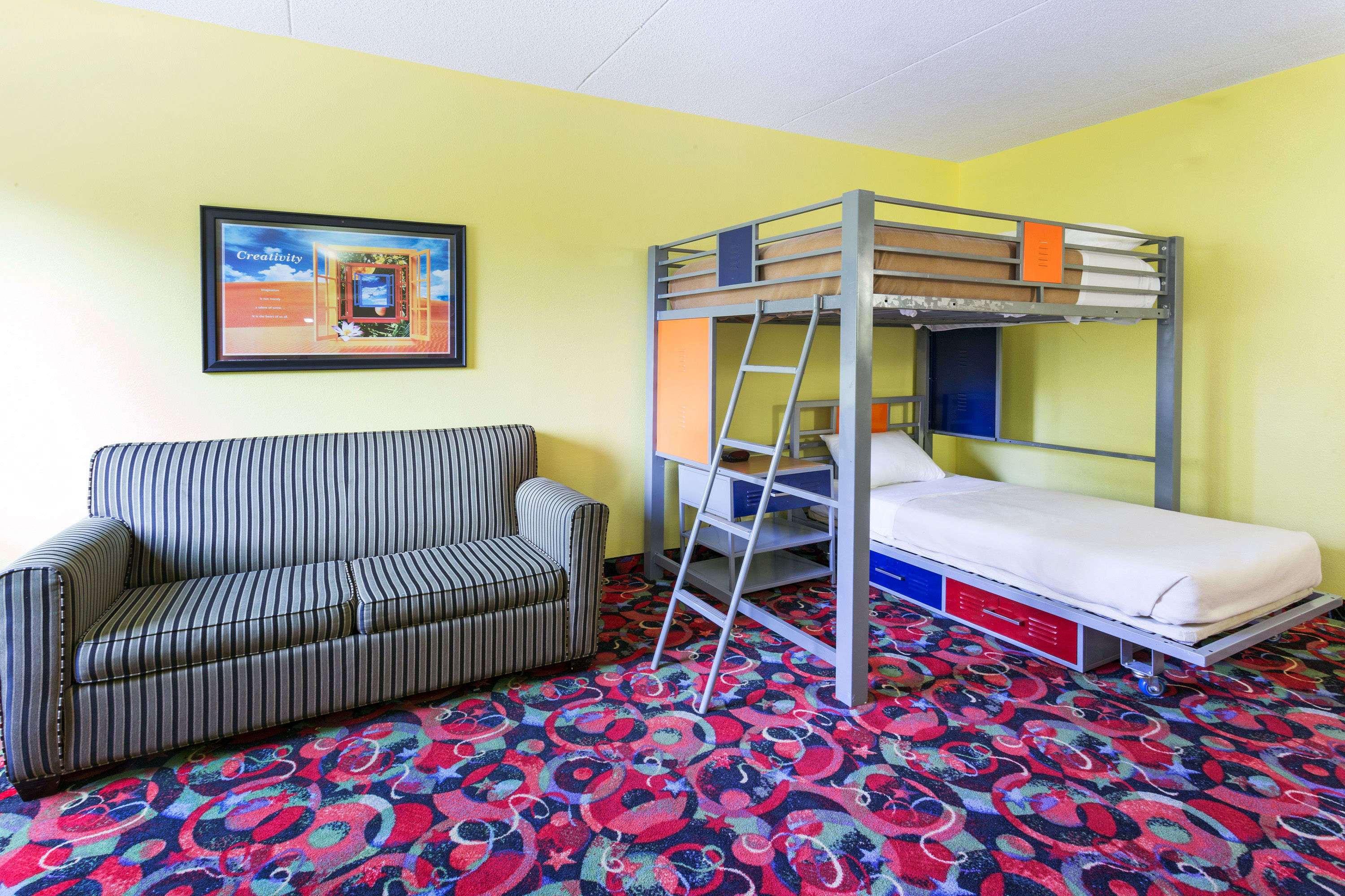 Ramada Bettendorf/Davenport — photo 5