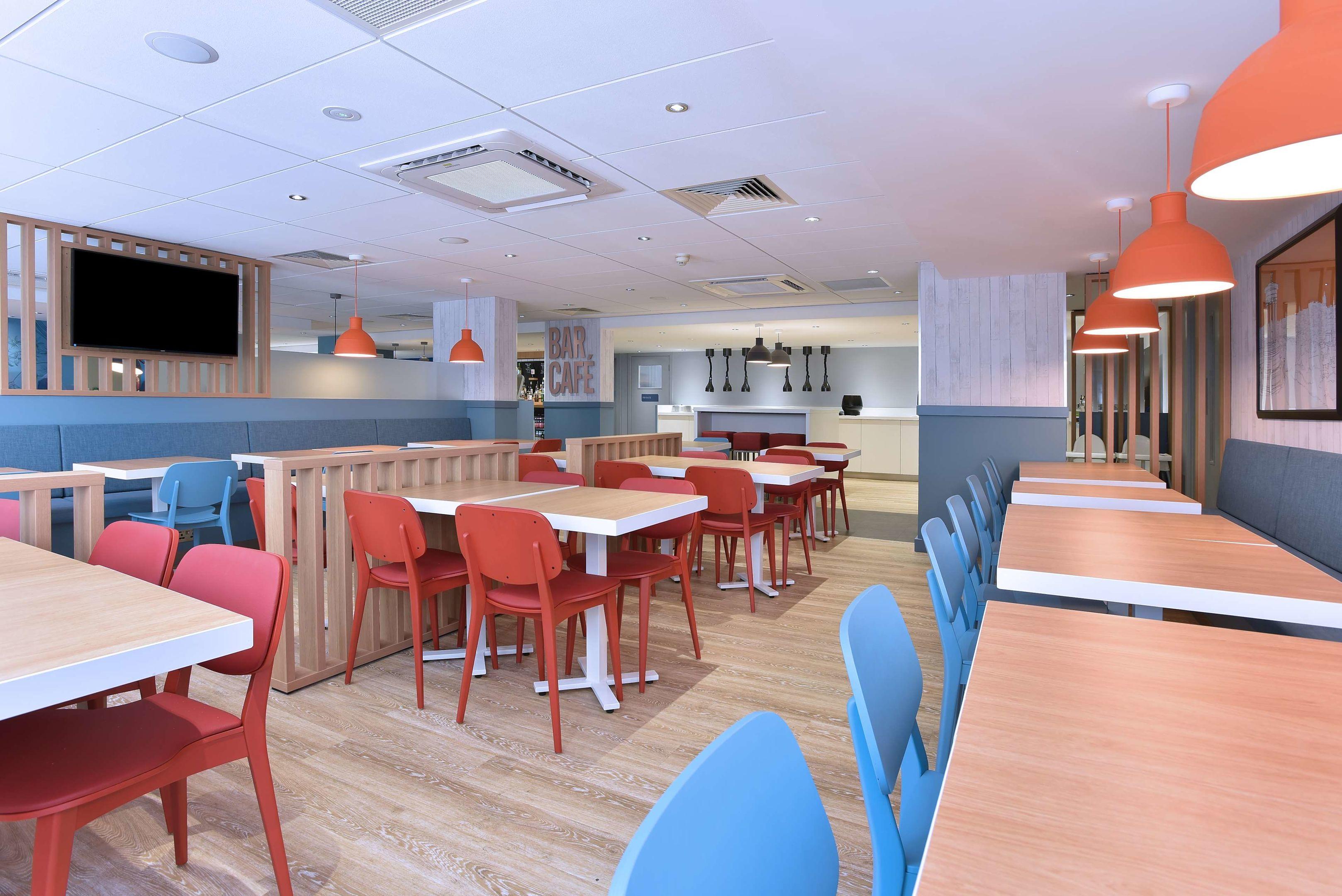 Travelodge Edinburgh Central — photo 5
