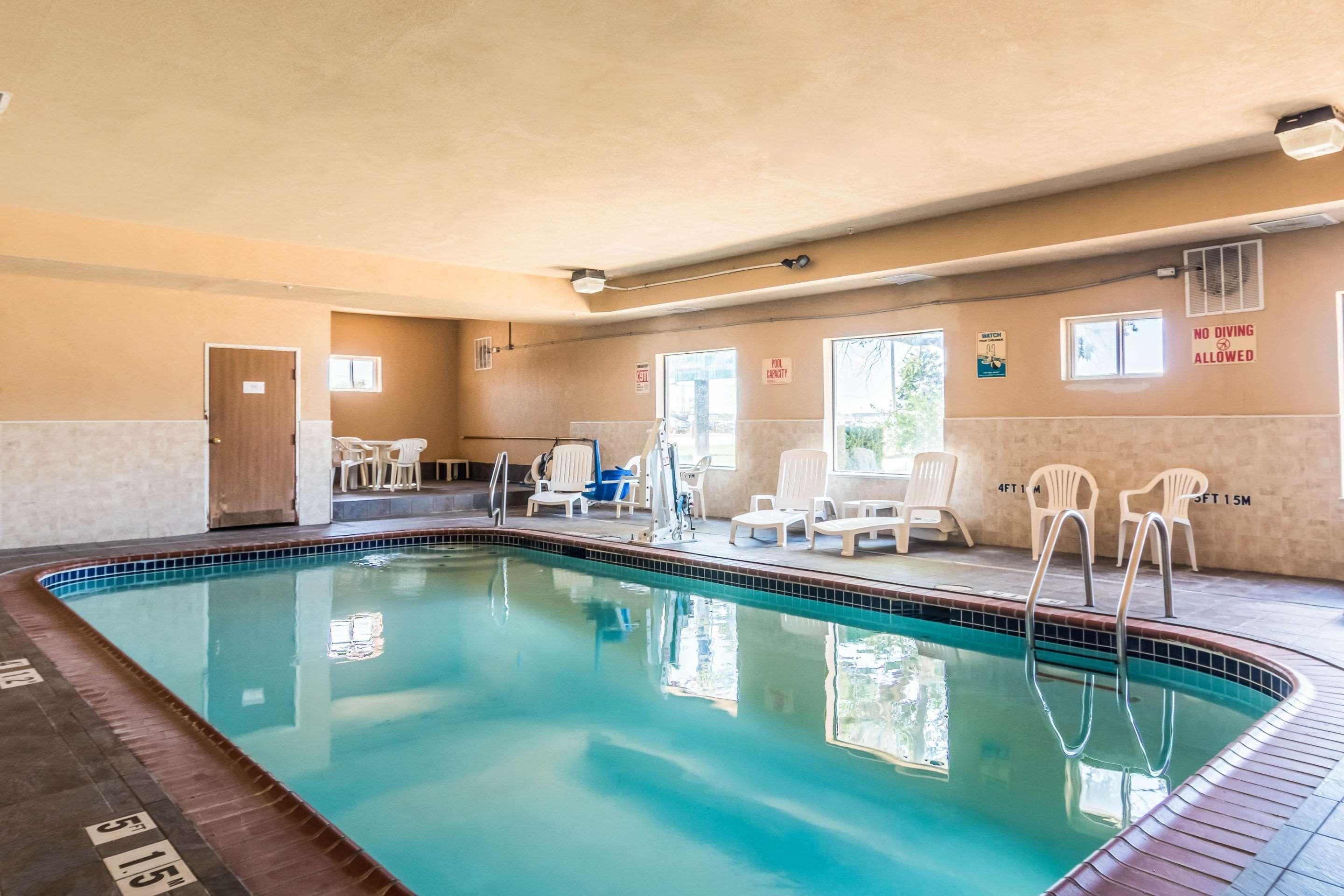 Quality Inn & Suites — photo 3