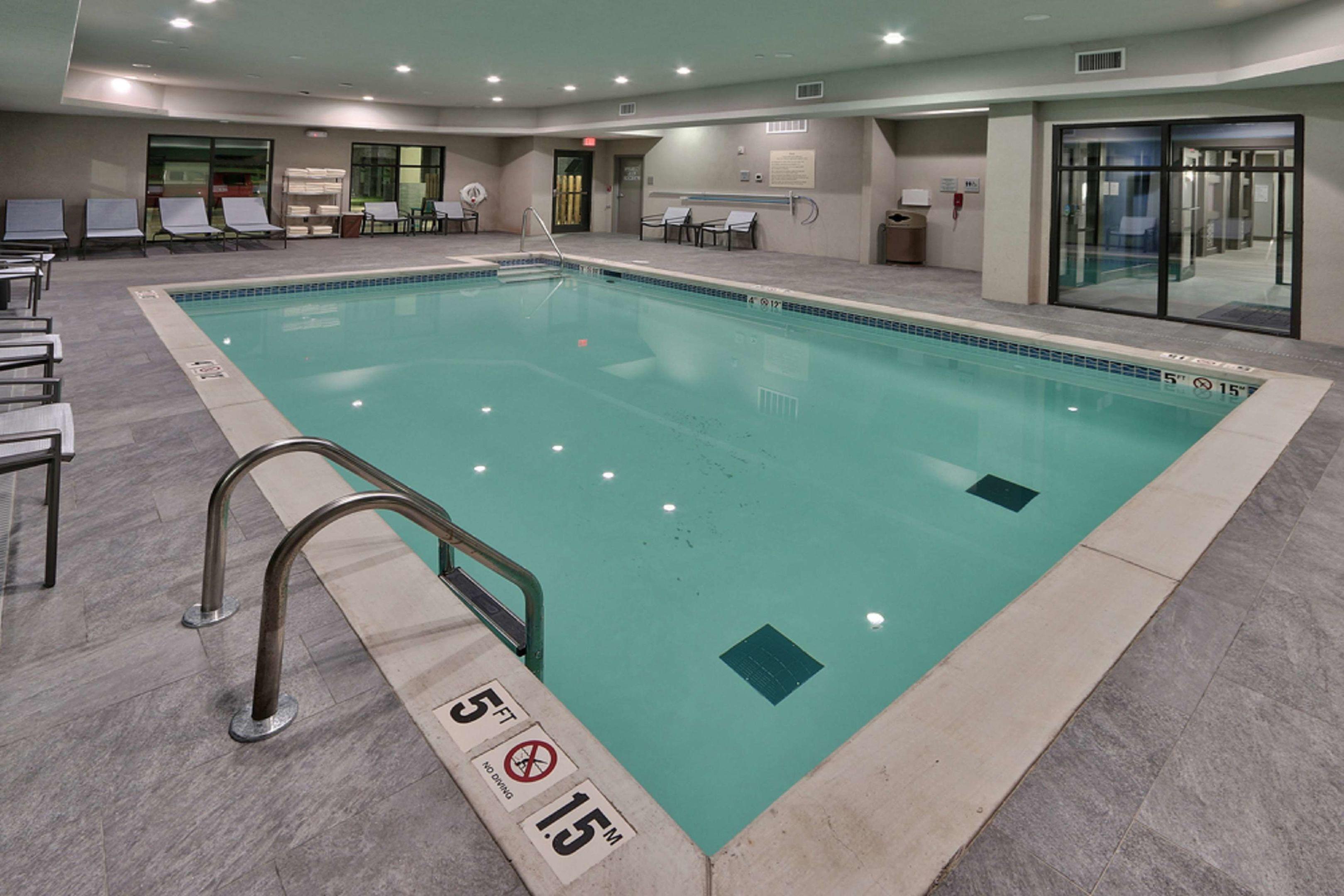 Hampton Inn & Suites Guthrie — photo 5