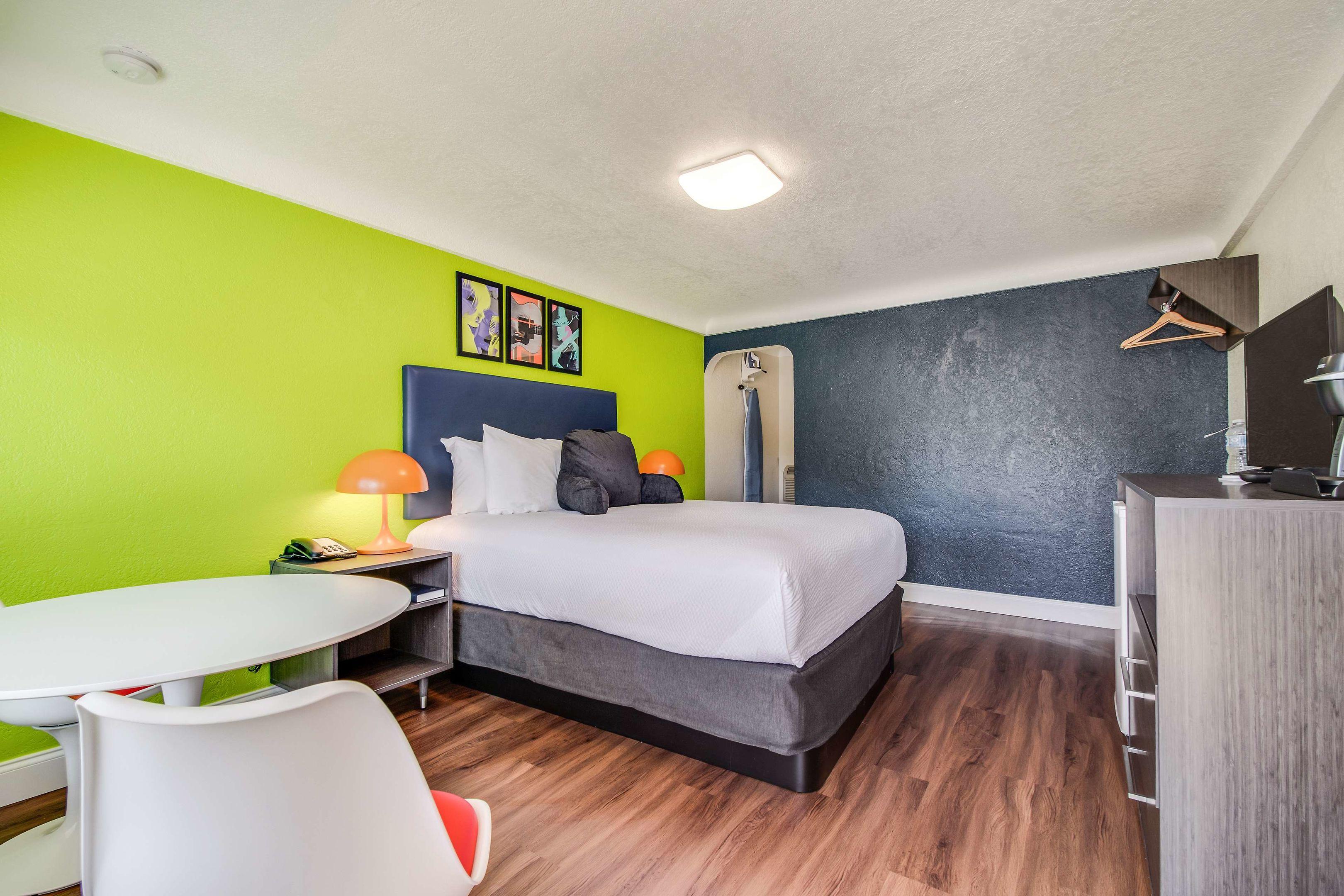 Signature Inn Eugene — photo 5