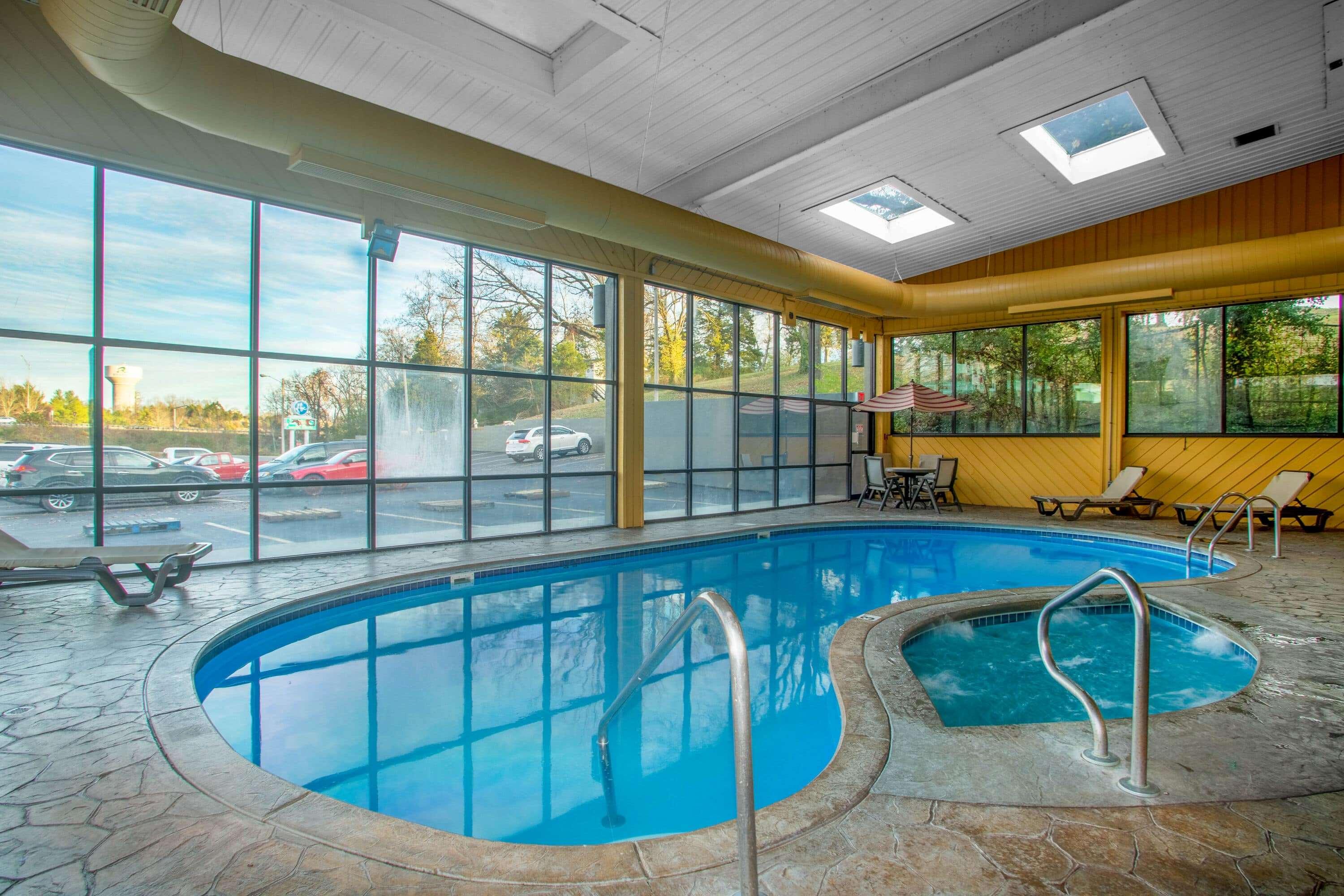 Baymont Inn & Suites Branson - On the Strip — photo 5