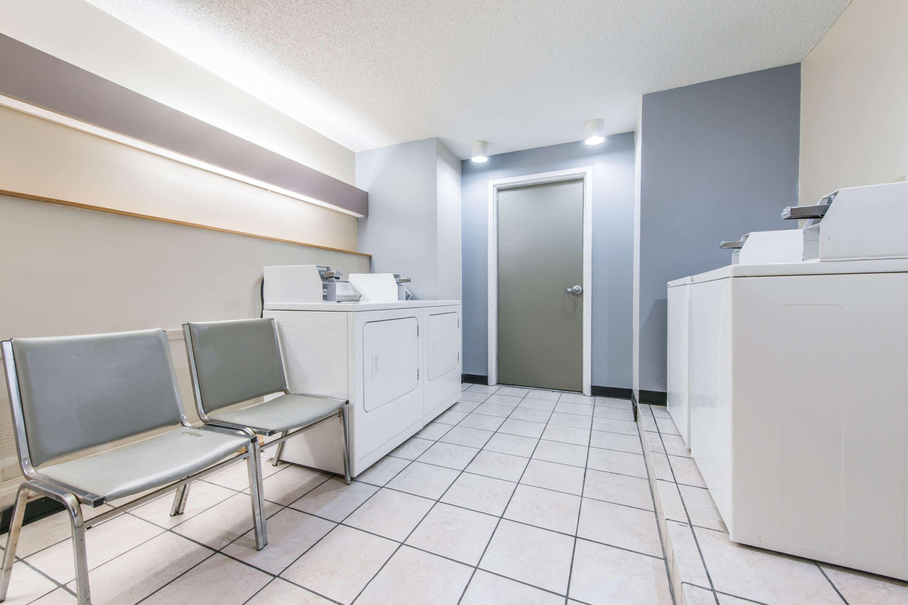 Microtel Inn & Suites by Wyndham Georgetown — photo 3