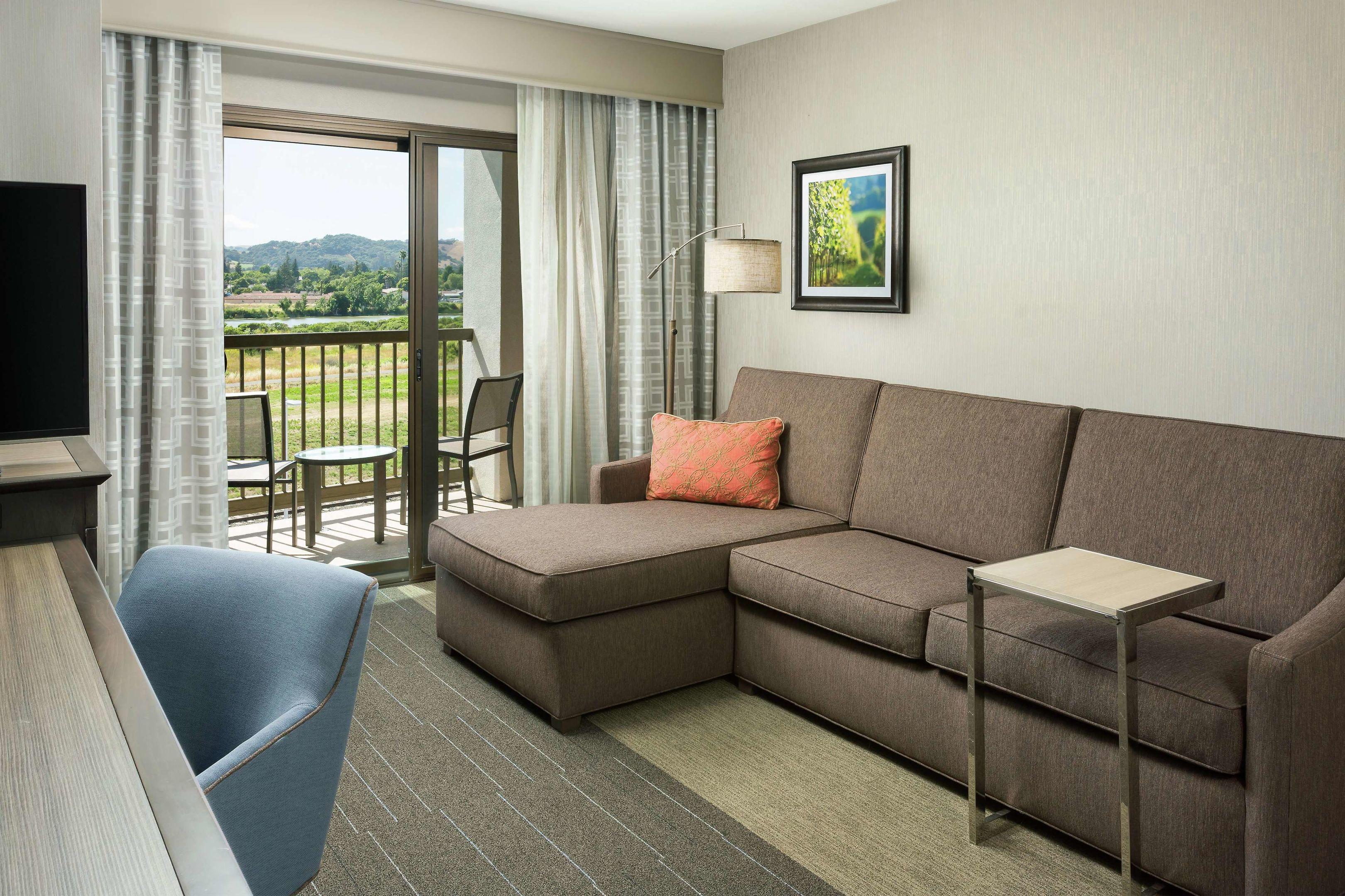 Hampton Inn & Suites Napa — photo 5
