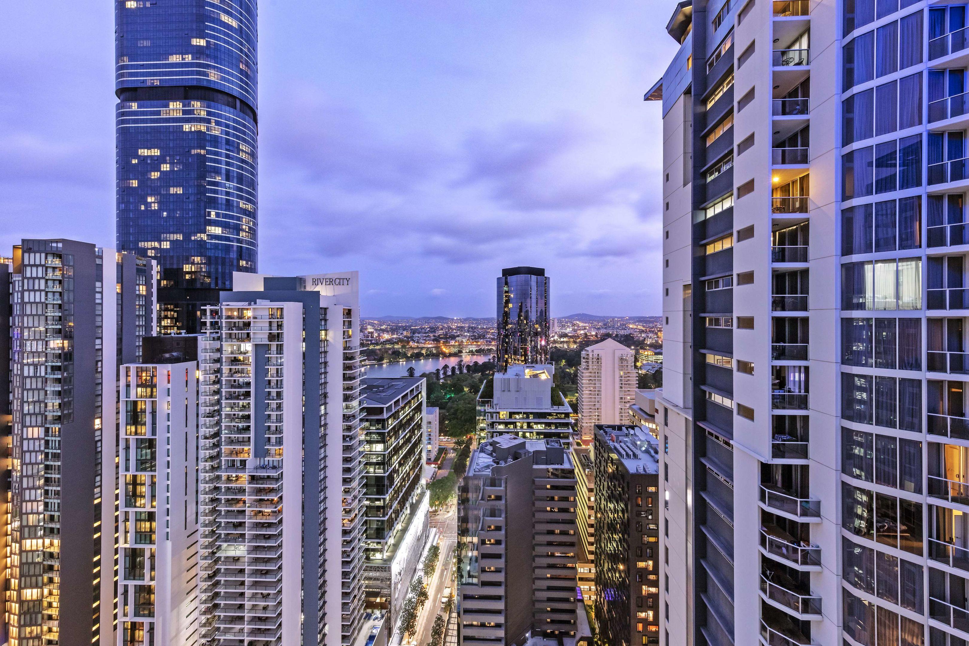 Oaks Brisbane Festival Suites — photo 4