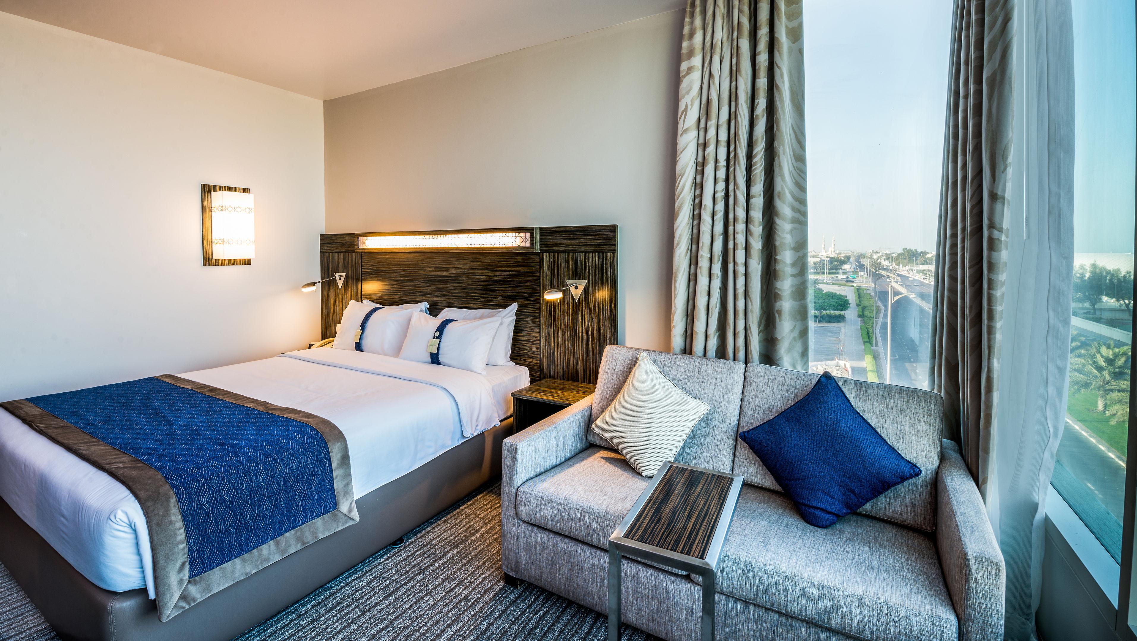 Holiday Inn Express Dubai - Jumeirah — photo 4