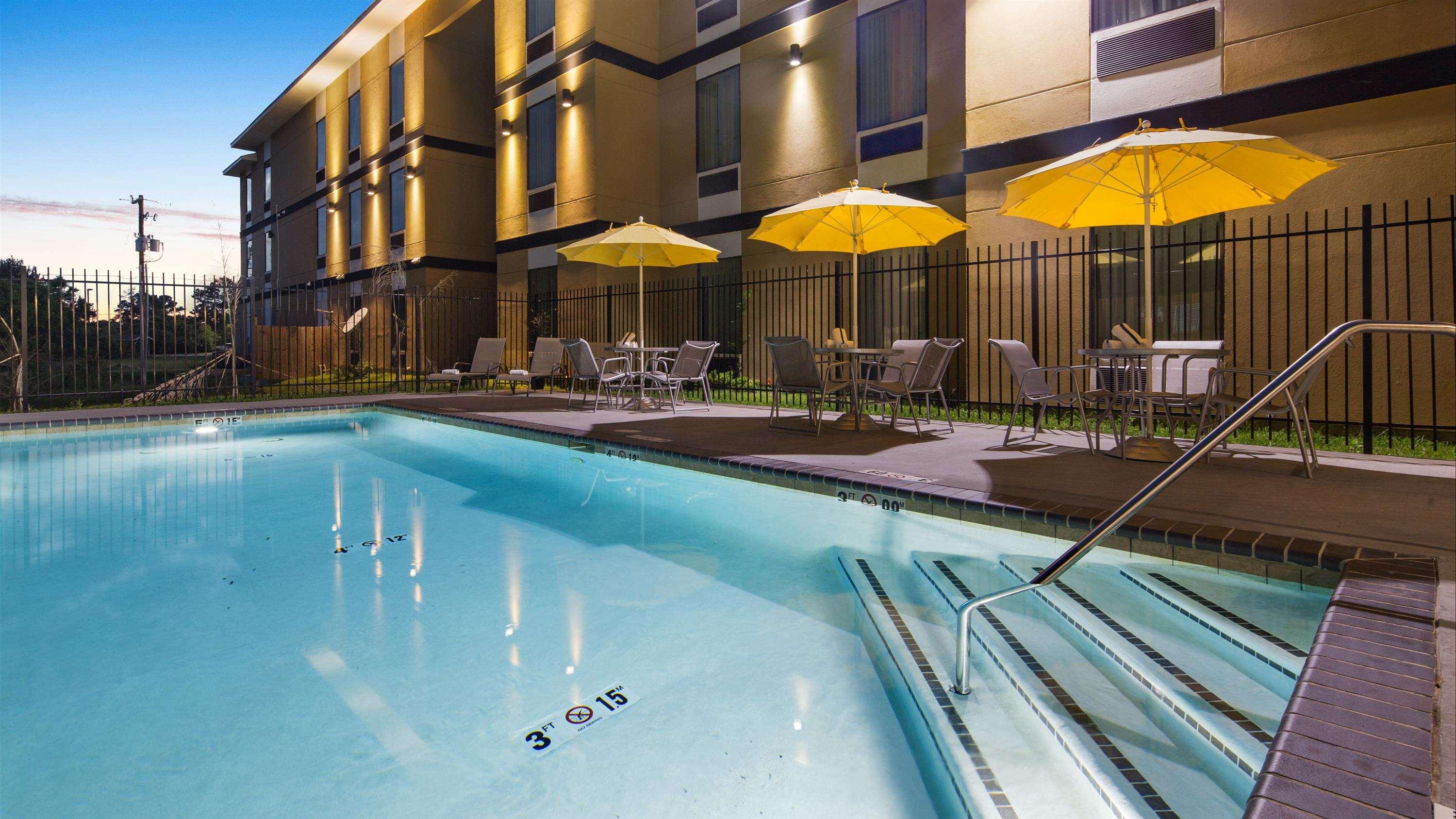 Best Western Plus Regency Park Hotel — photo 5