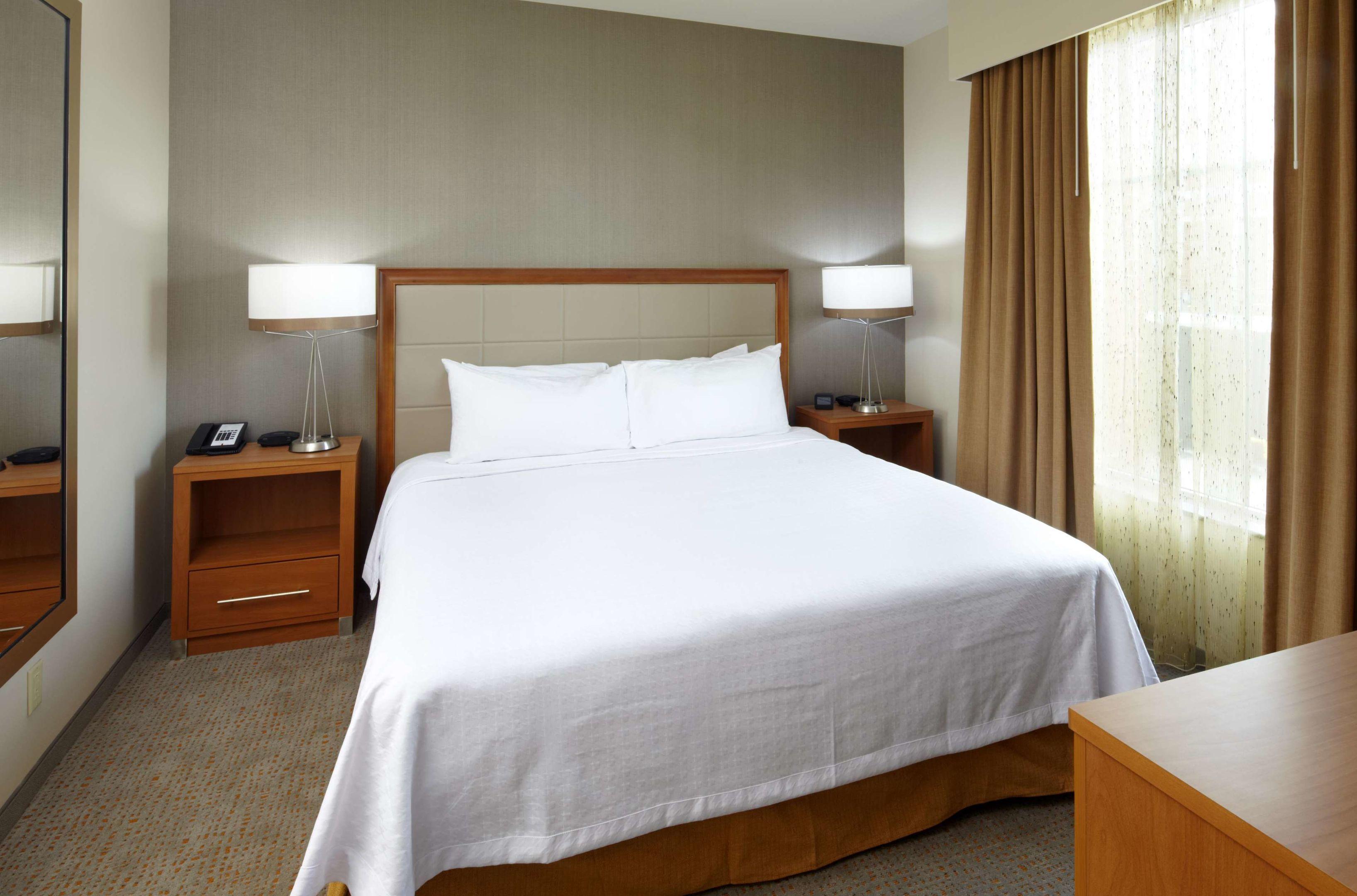 Homewood Suites by Hilton Pittsburgh Airport Robinson Mall Area — photo 4