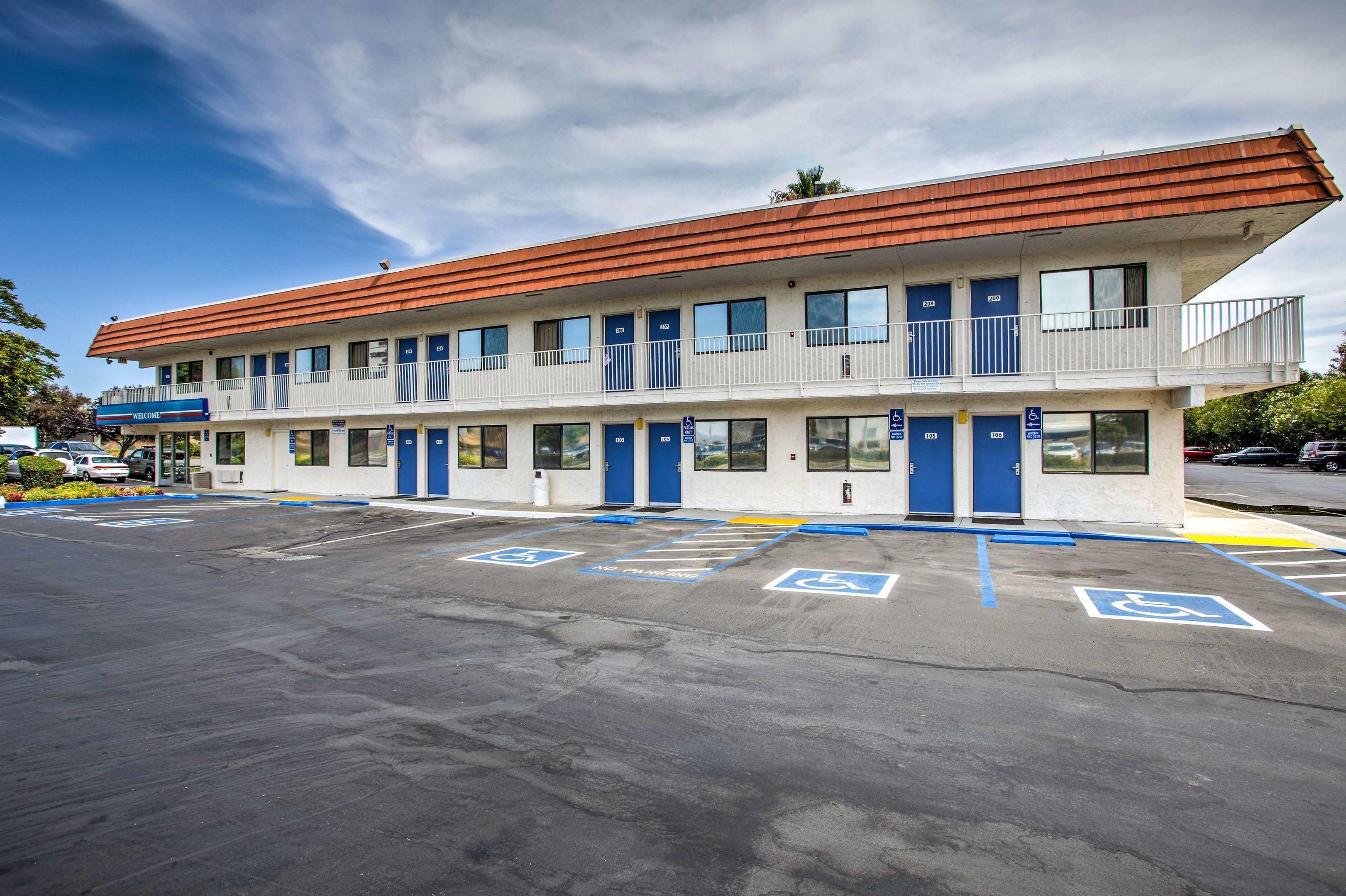 Motel 6 Vacaville — photo 4